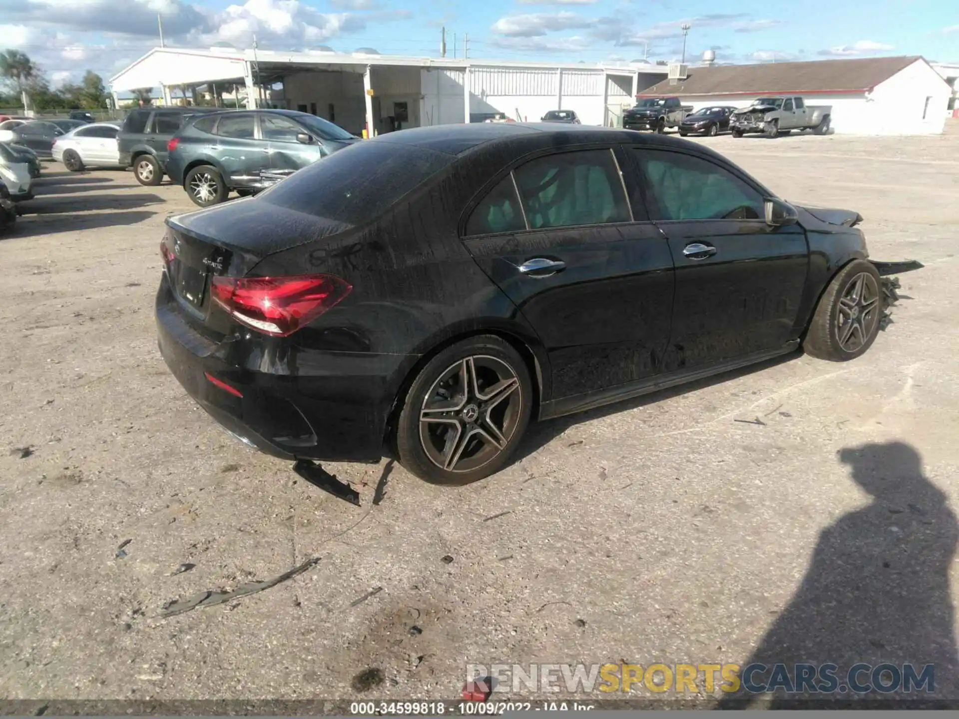 4 Photograph of a damaged car WDD3G4FB8KW019412 MERCEDES-BENZ A-CLASS 2019