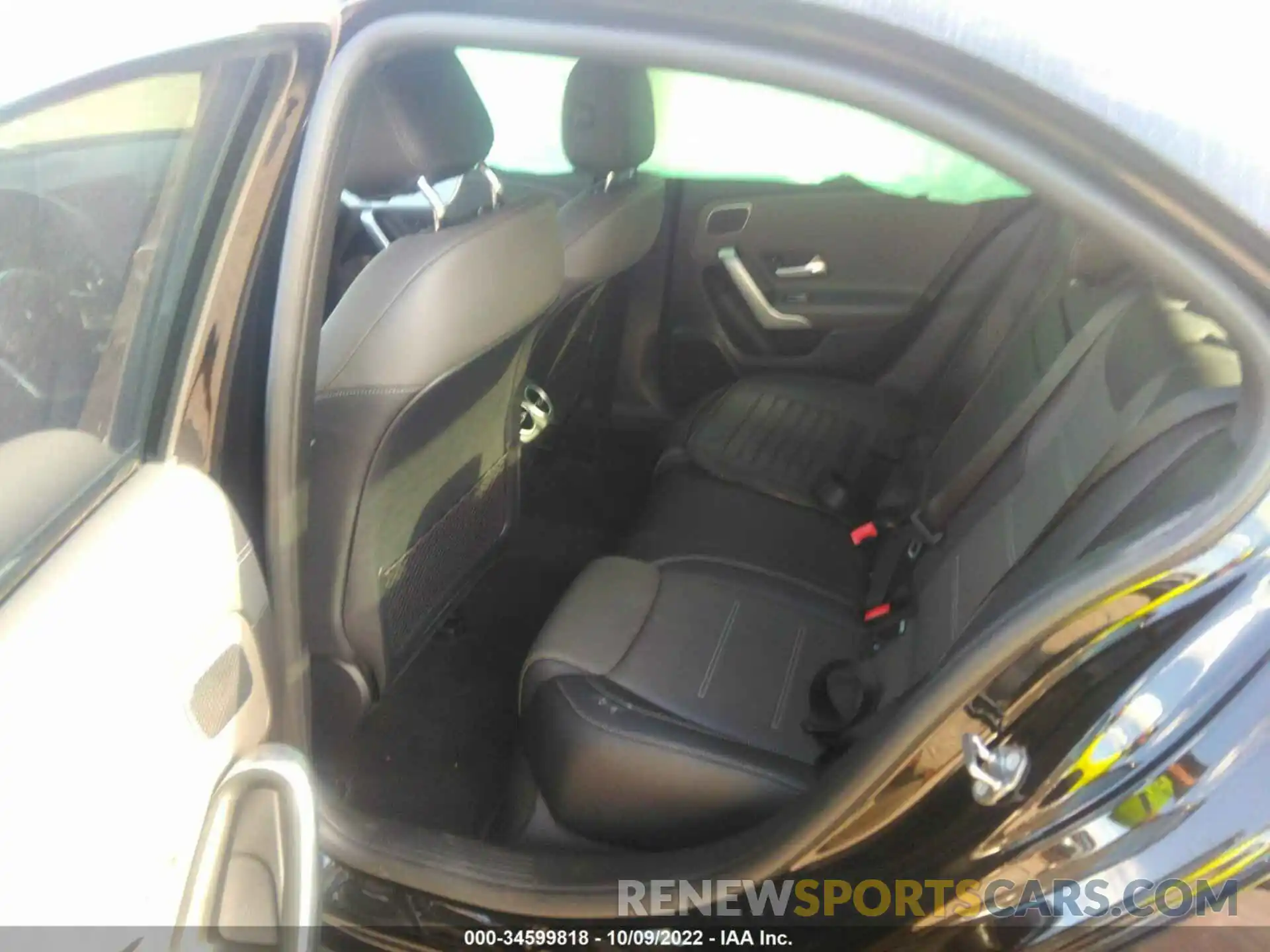 8 Photograph of a damaged car WDD3G4FB8KW019412 MERCEDES-BENZ A-CLASS 2019