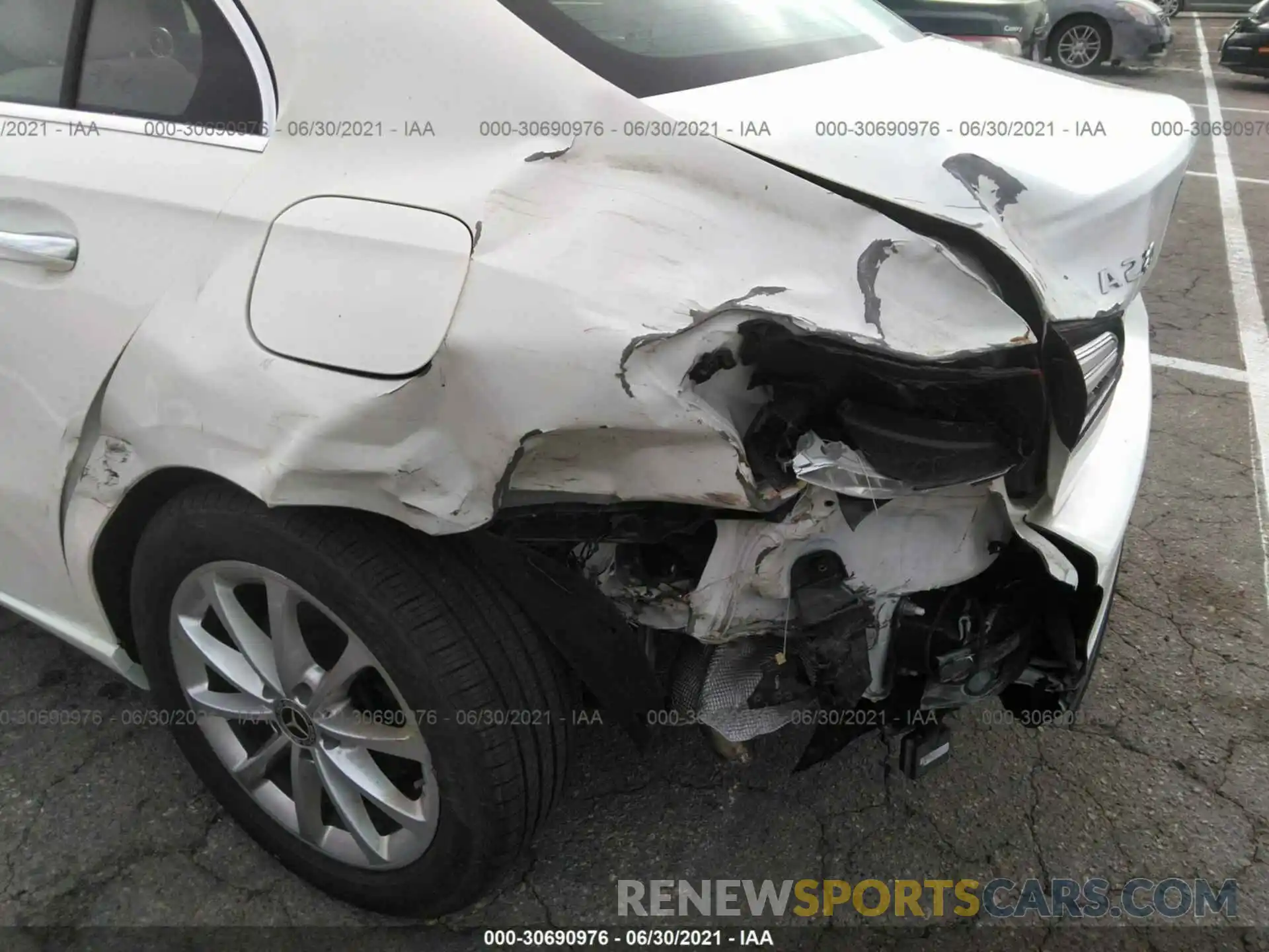 6 Фотография поврежденного автомобиля WDD3G4FB8KW023475 MERCEDES-BENZ A-CLASS 2019