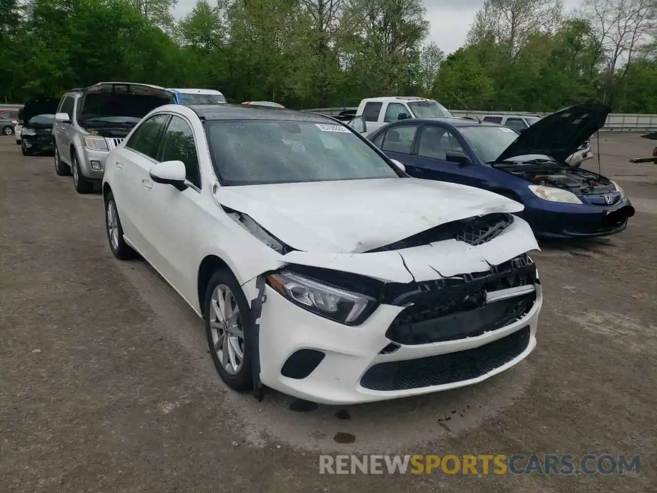 1 Photograph of a damaged car WDD3G4FB8KW023833 MERCEDES-BENZ A-CLASS 2019