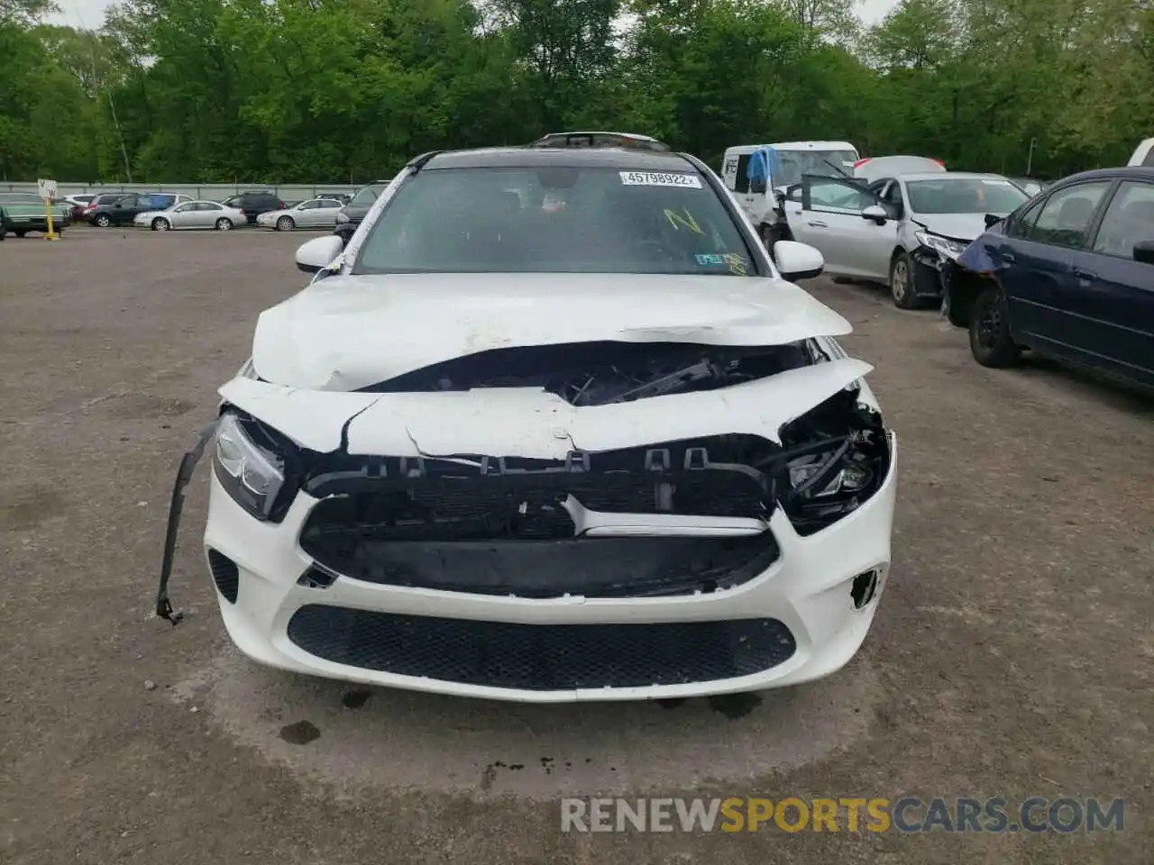 9 Photograph of a damaged car WDD3G4FB8KW023833 MERCEDES-BENZ A-CLASS 2019