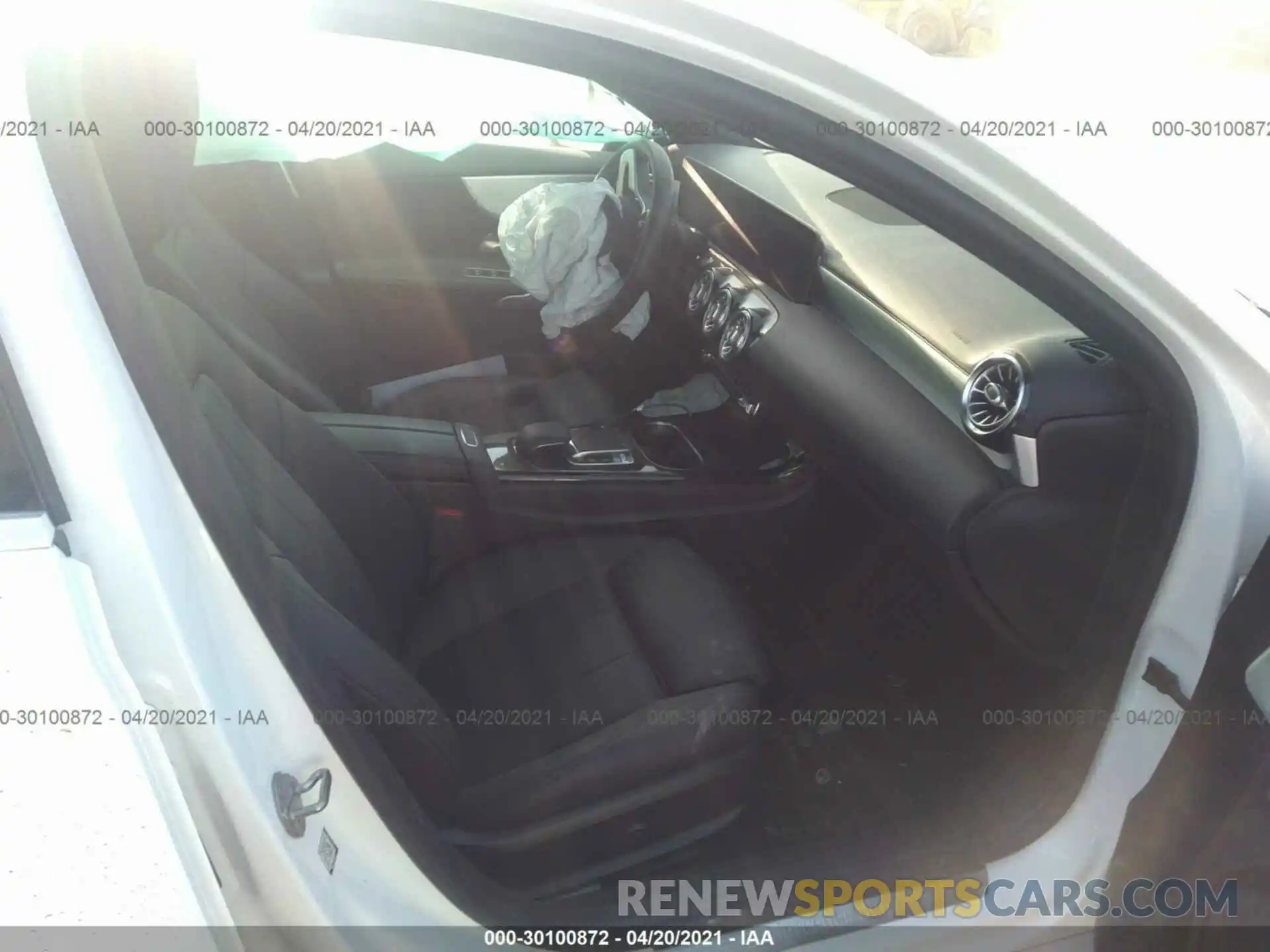 5 Photograph of a damaged car WDD3G4FB8KW027218 MERCEDES-BENZ A-CLASS 2019