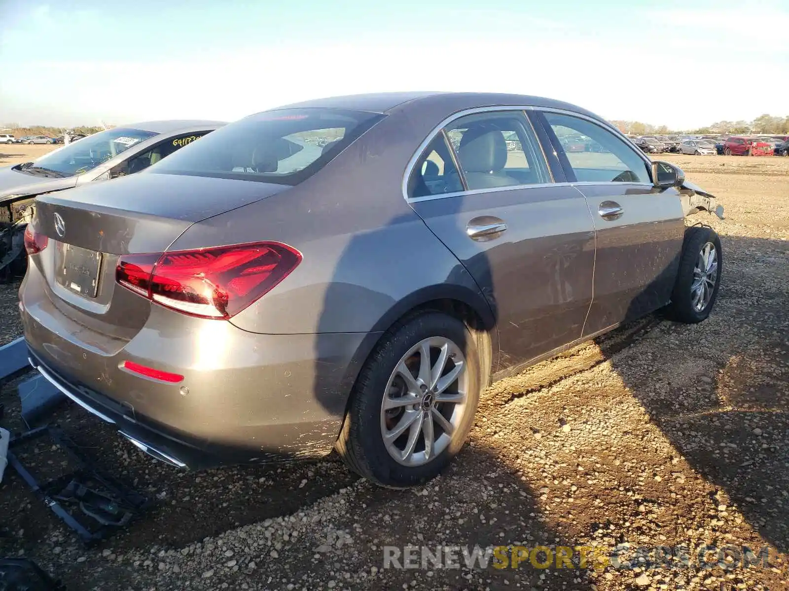 4 Photograph of a damaged car WDD3G4FB8KW028630 MERCEDES-BENZ A-CLASS 2019