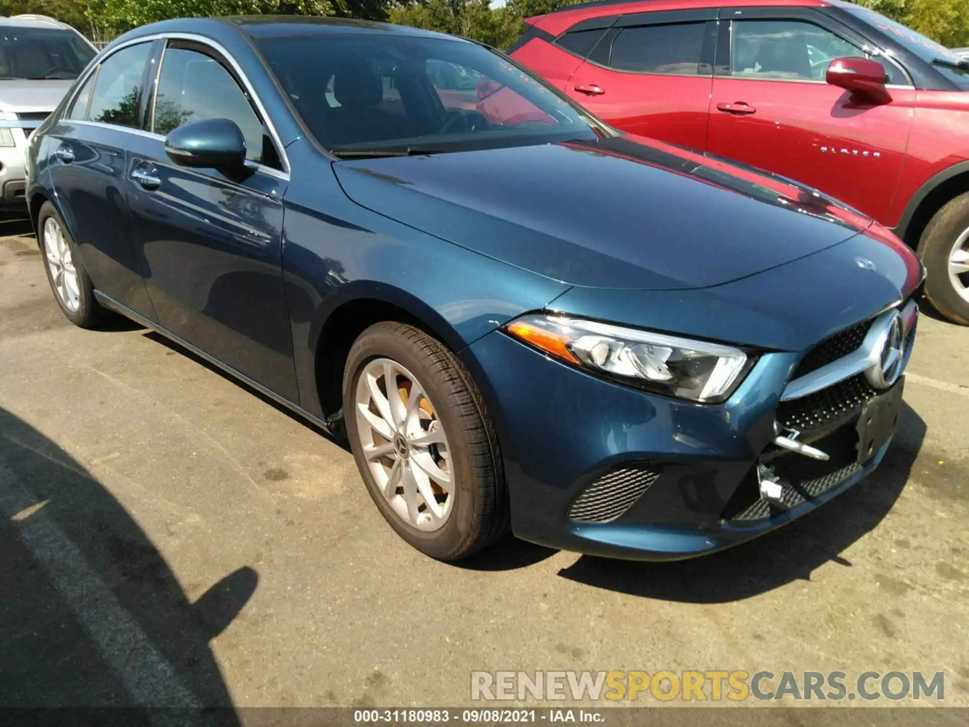 1 Photograph of a damaged car WDD3G4FB8KW028787 MERCEDES-BENZ A-CLASS 2019