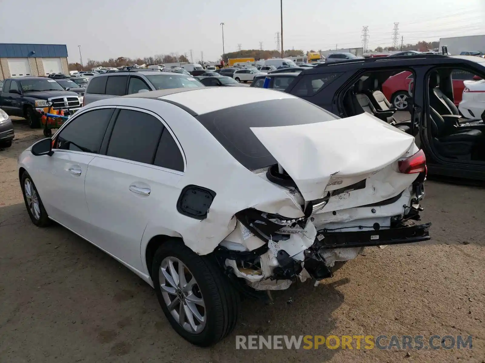 3 Photograph of a damaged car WDD3G4FB8KW032628 MERCEDES-BENZ A-CLASS 2019