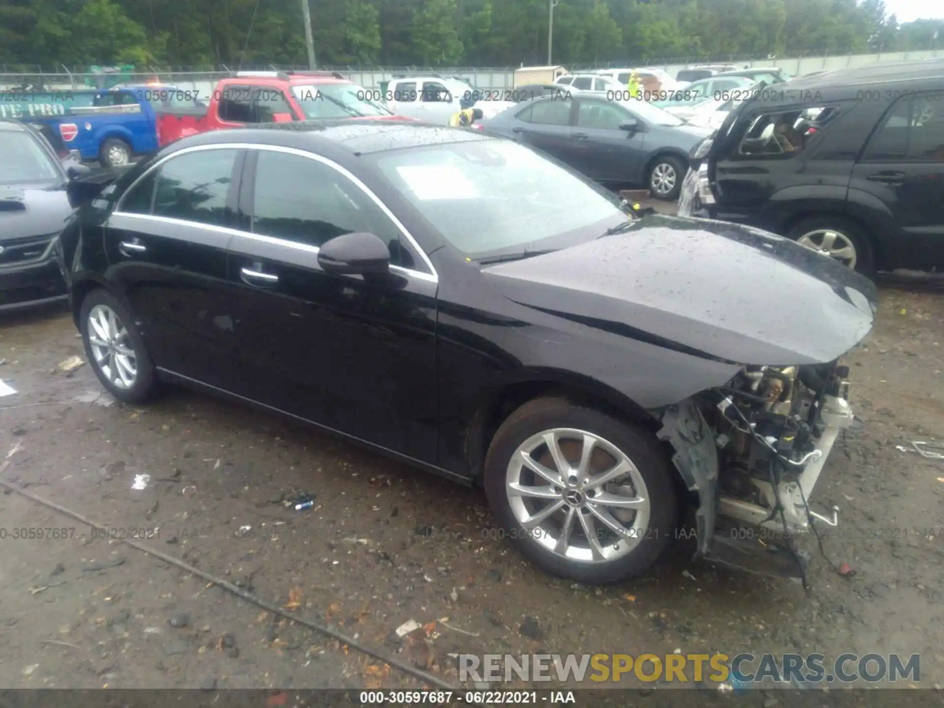 1 Photograph of a damaged car WDD3G4FB9KW000867 MERCEDES-BENZ A-CLASS 2019