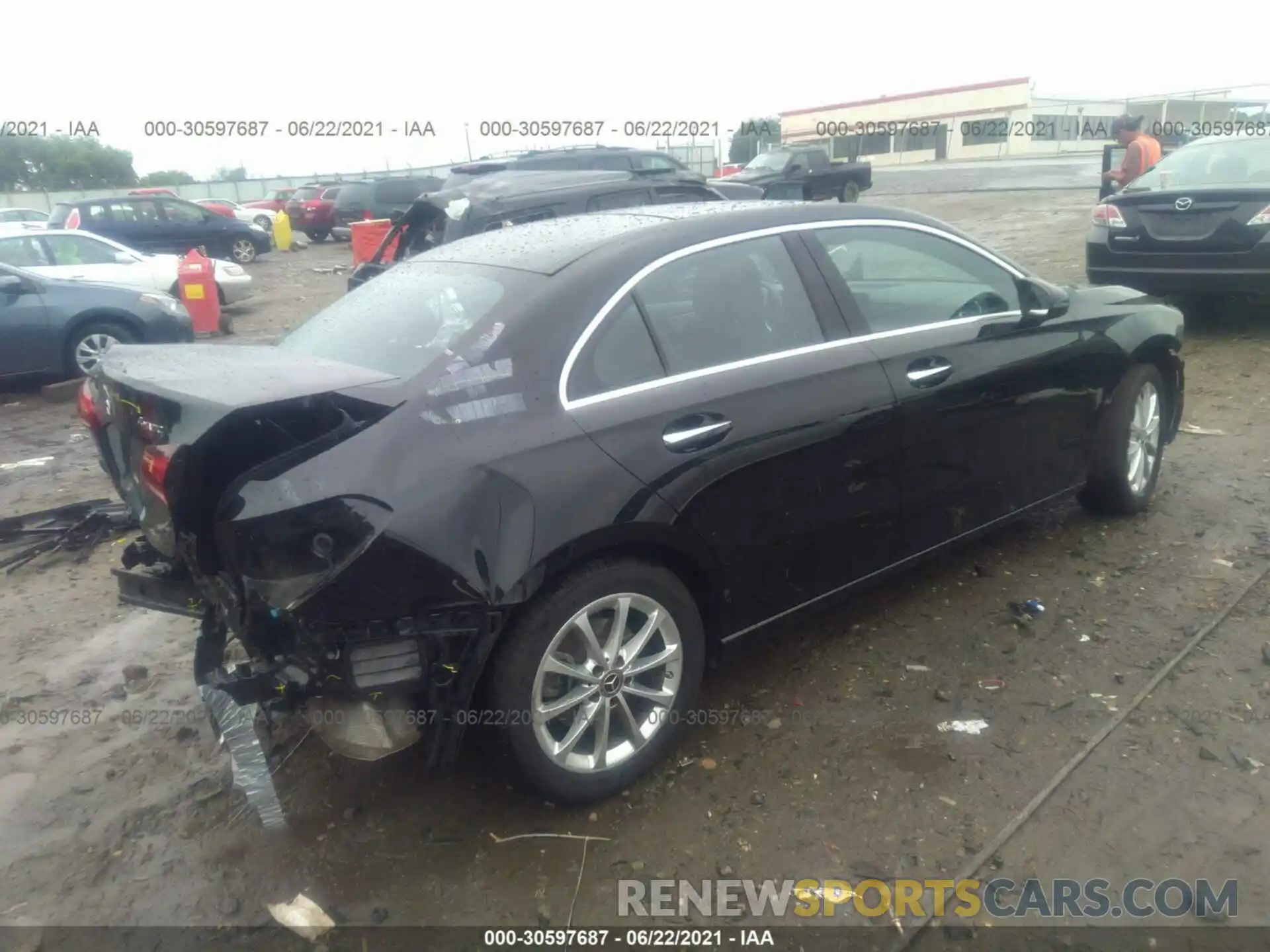 4 Photograph of a damaged car WDD3G4FB9KW000867 MERCEDES-BENZ A-CLASS 2019