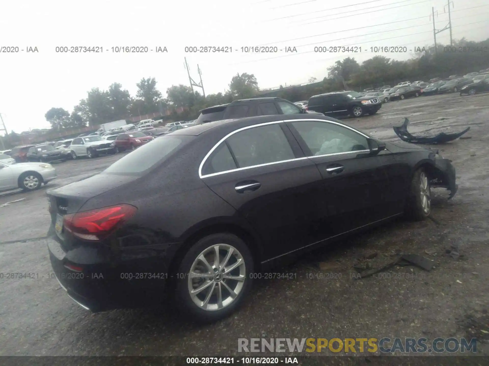 4 Photograph of a damaged car WDD3G4FB9KW001517 MERCEDES-BENZ A-CLASS 2019