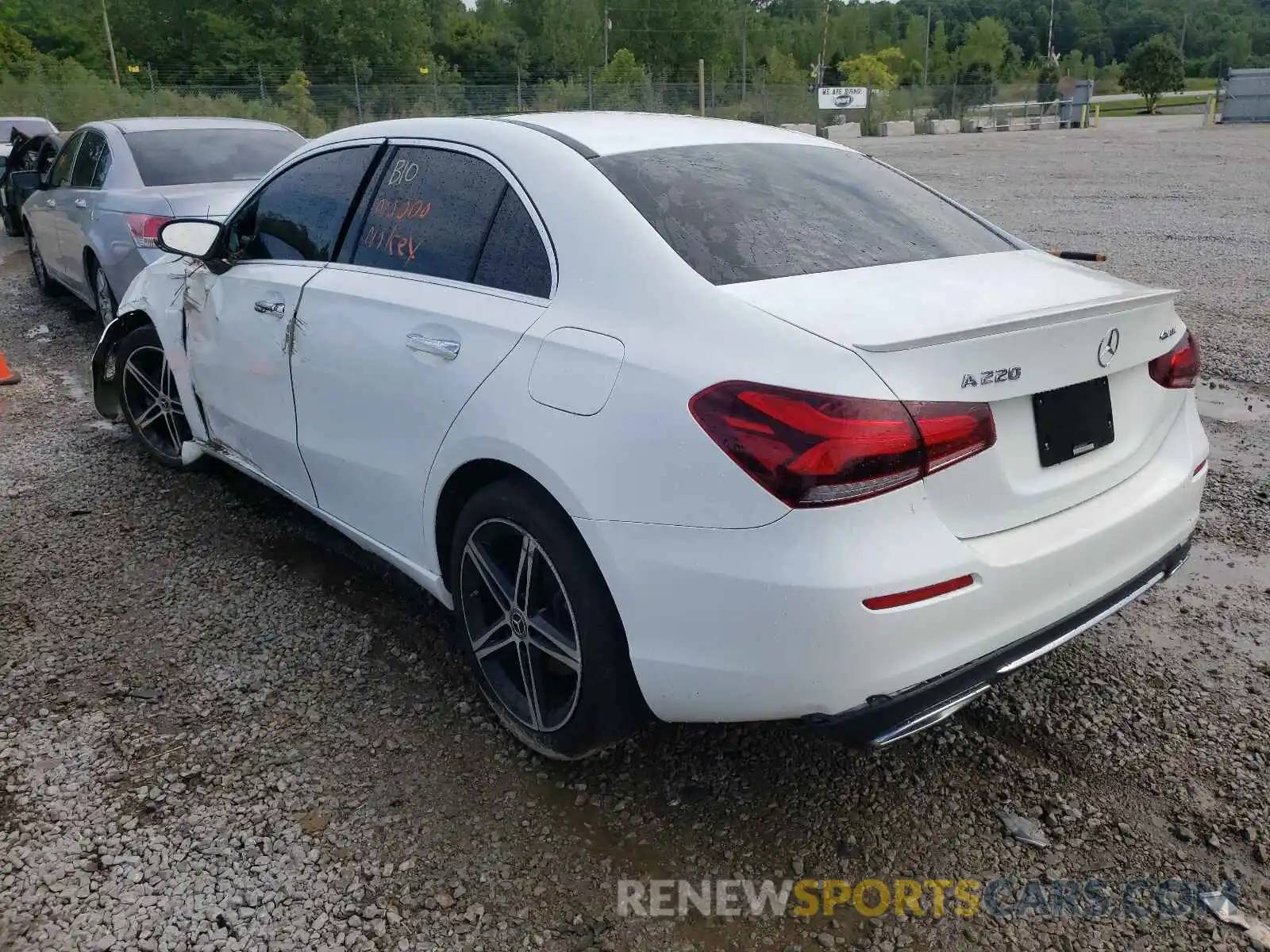 3 Photograph of a damaged car WDD3G4FB9KW006958 MERCEDES-BENZ A-CLASS 2019