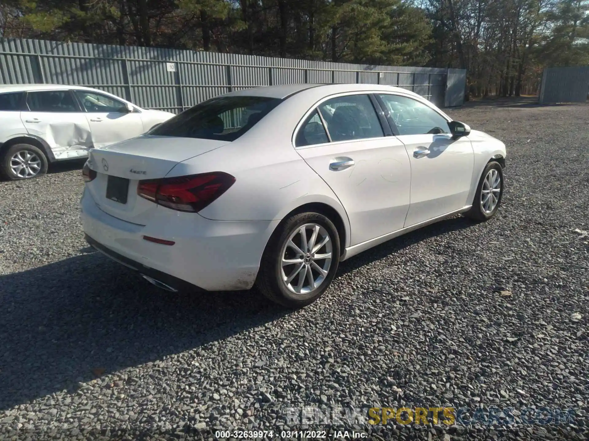 4 Photograph of a damaged car WDD3G4FBXKW001493 MERCEDES-BENZ A-CLASS 2019