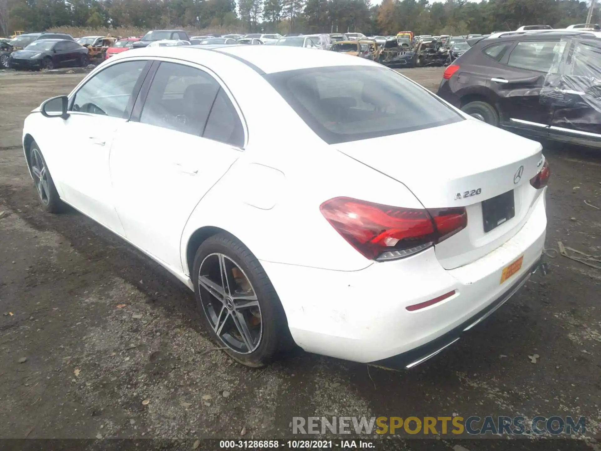 3 Photograph of a damaged car WDD3G4FBXKW004667 MERCEDES-BENZ A-CLASS 2019