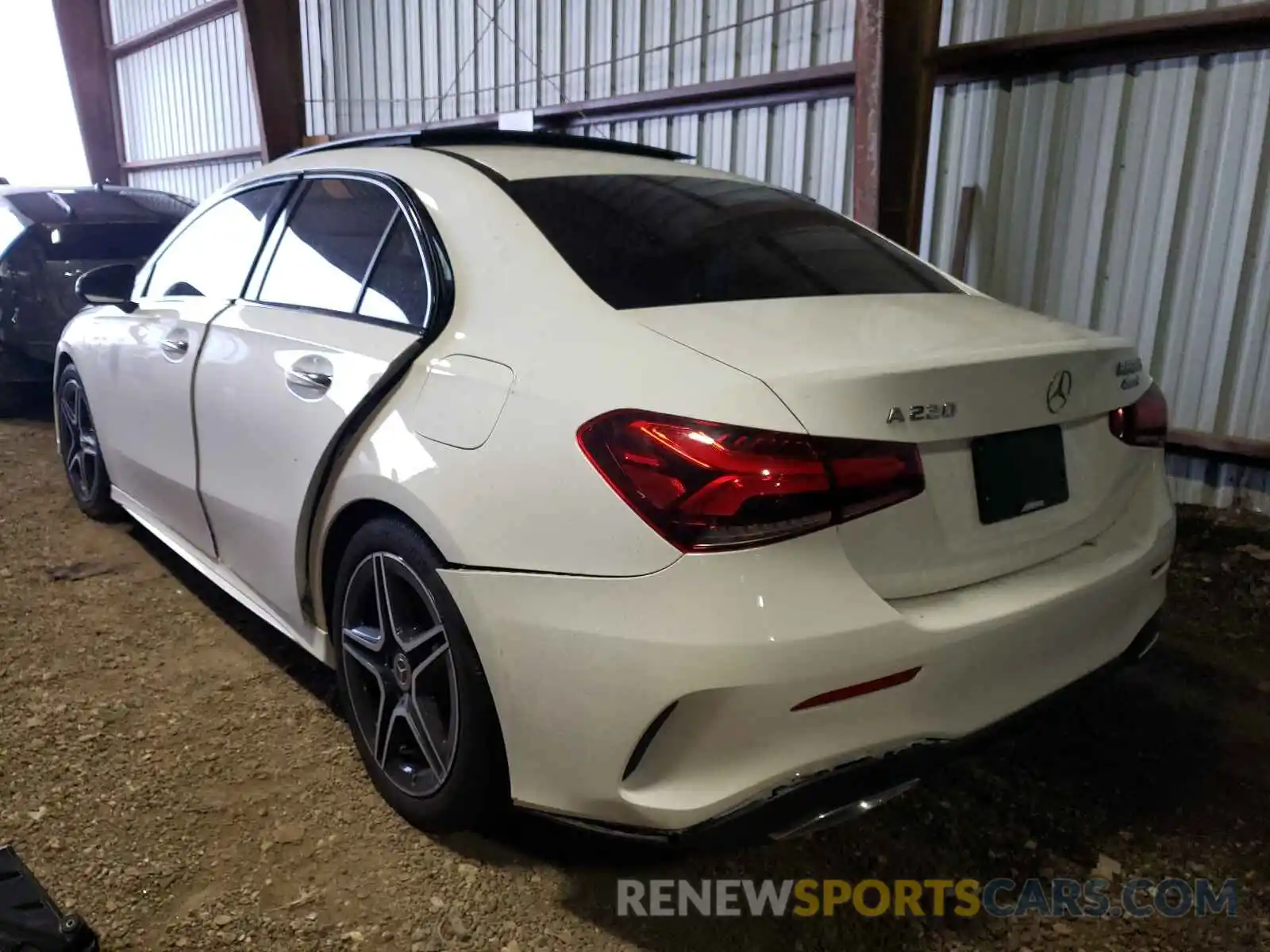 3 Photograph of a damaged car WDD3G4FBXKW005348 MERCEDES-BENZ A-CLASS 2019