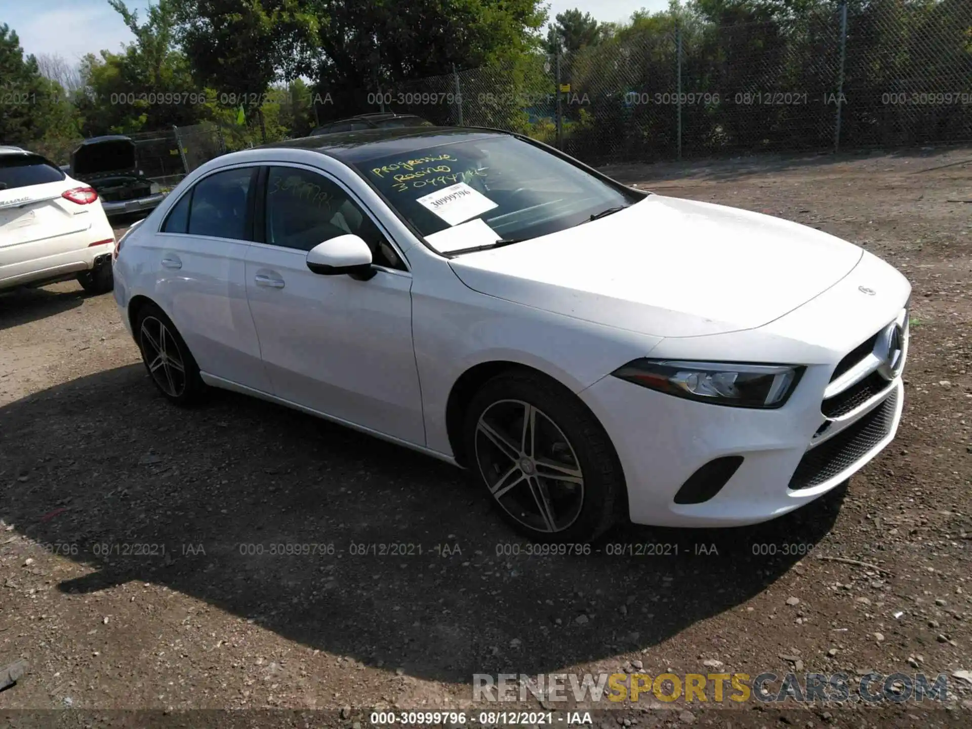 1 Photograph of a damaged car WDD3G4FBXKW005544 MERCEDES-BENZ A-CLASS 2019