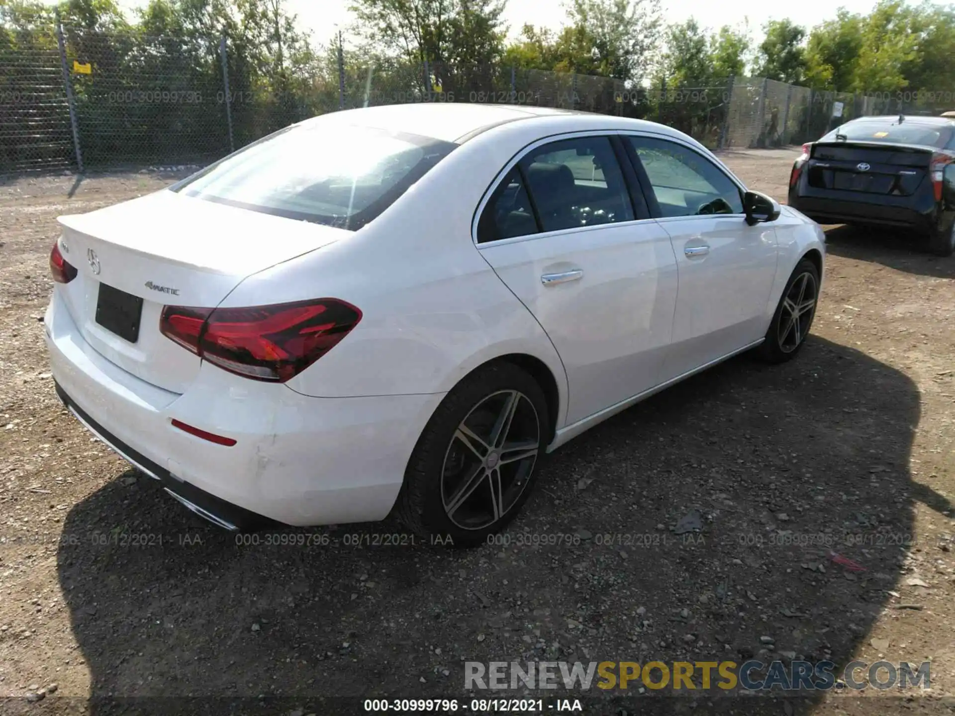 4 Photograph of a damaged car WDD3G4FBXKW005544 MERCEDES-BENZ A-CLASS 2019