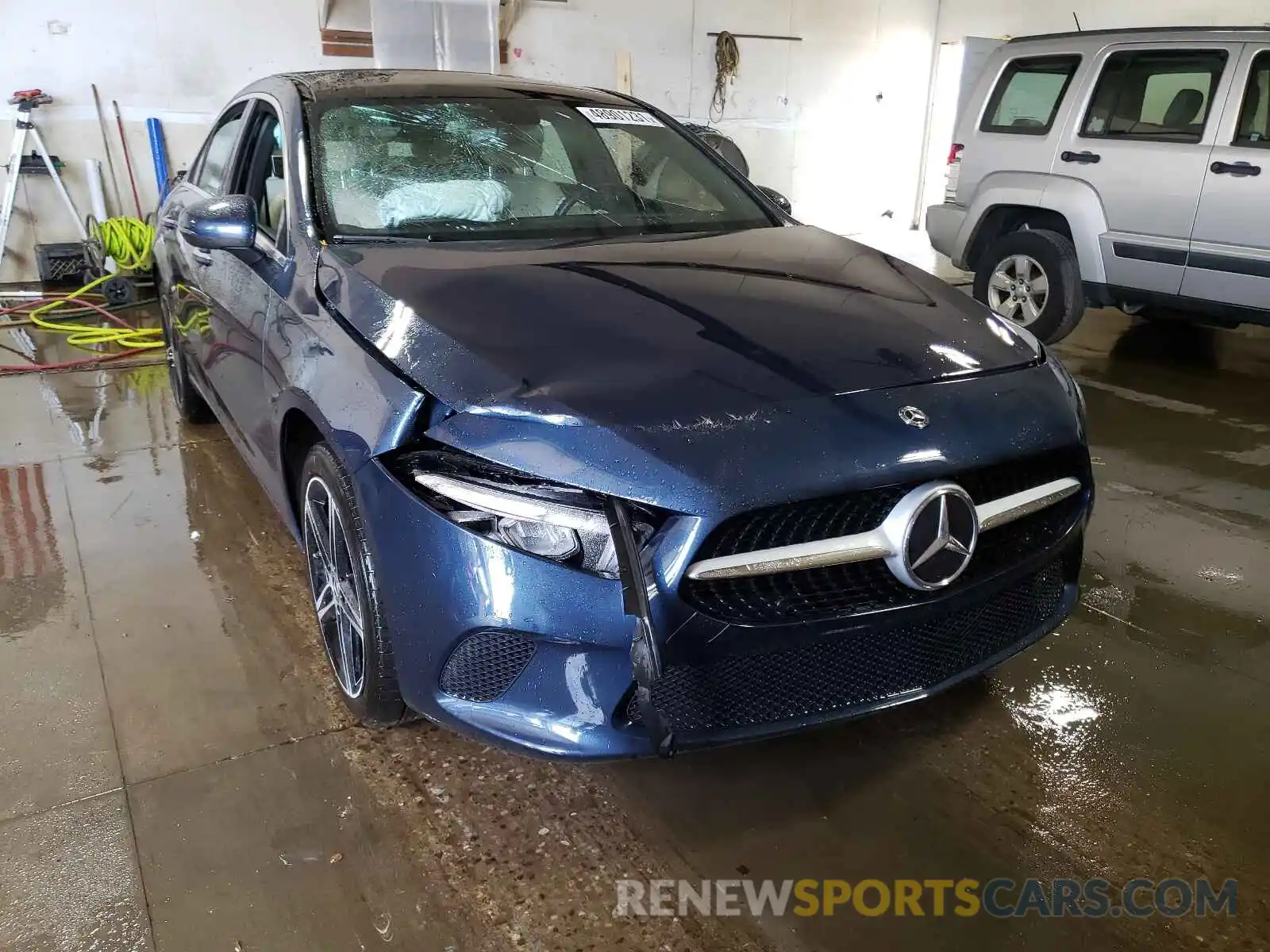 9 Photograph of a damaged car WDD3G4FBXKW020674 MERCEDES-BENZ A-CLASS 2019