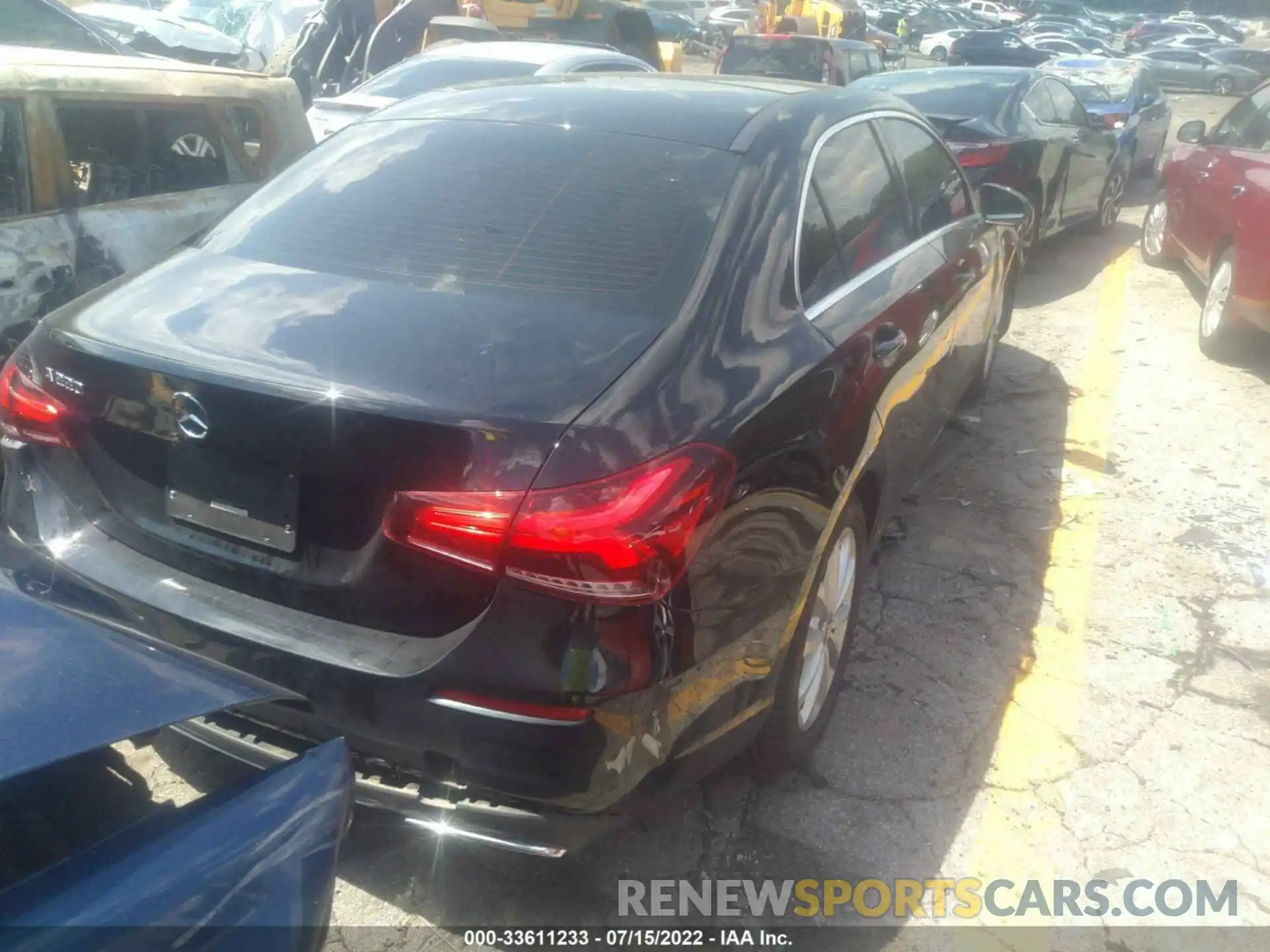 4 Photograph of a damaged car W1K3G4EB1LJ205535 MERCEDES-BENZ A-CLASS 2020