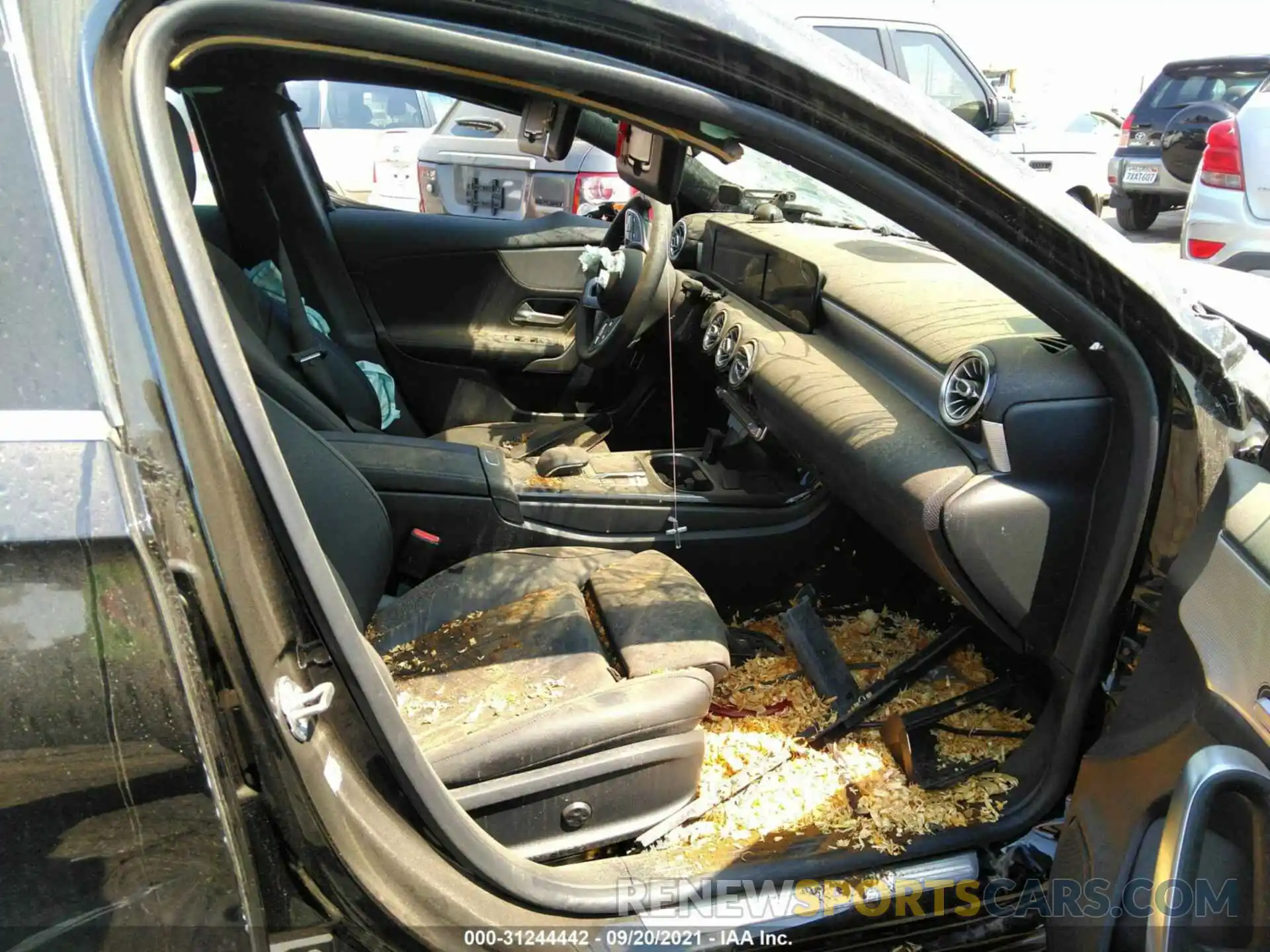 5 Photograph of a damaged car W1K3G4EB2LJ204653 MERCEDES-BENZ A-CLASS 2020