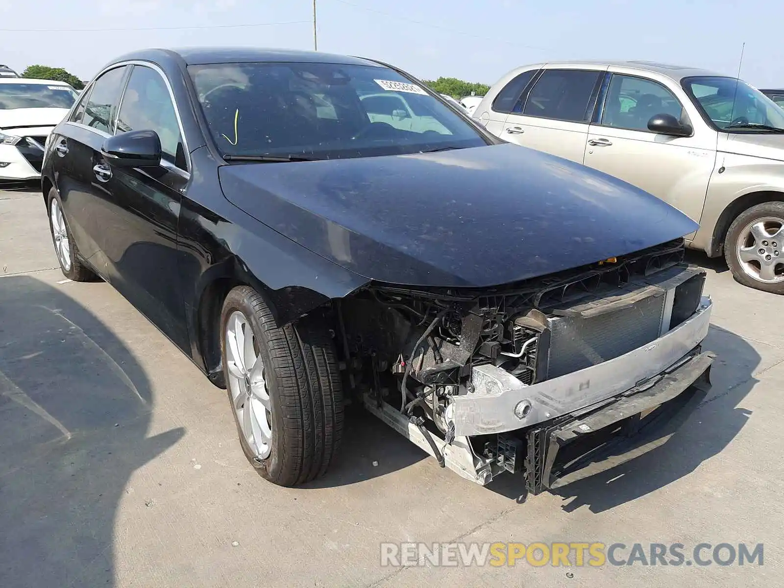 1 Photograph of a damaged car W1K3G4EB3LJ201955 MERCEDES-BENZ A-CLASS 2020