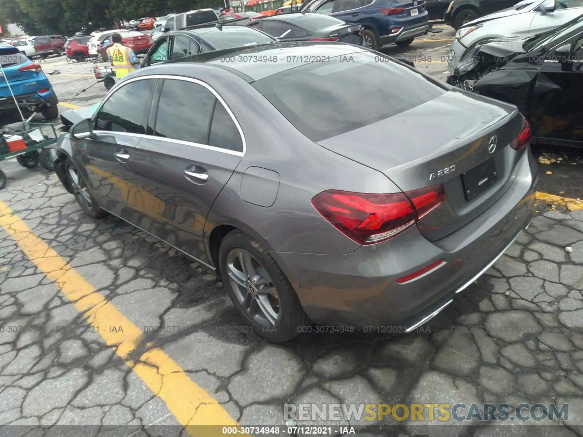 3 Photograph of a damaged car W1K3G4EB3LJ206587 MERCEDES-BENZ A-CLASS 2020