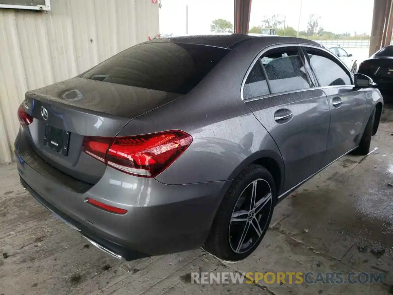 4 Photograph of a damaged car W1K3G4EB3LJ214687 MERCEDES-BENZ A-CLASS 2020