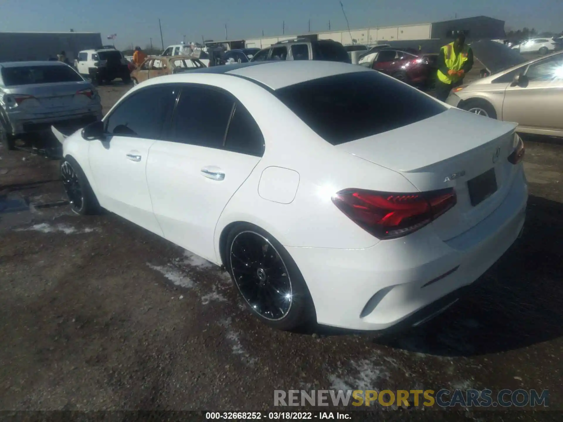 3 Photograph of a damaged car W1K3G4EB3LW045256 MERCEDES-BENZ A-CLASS 2020