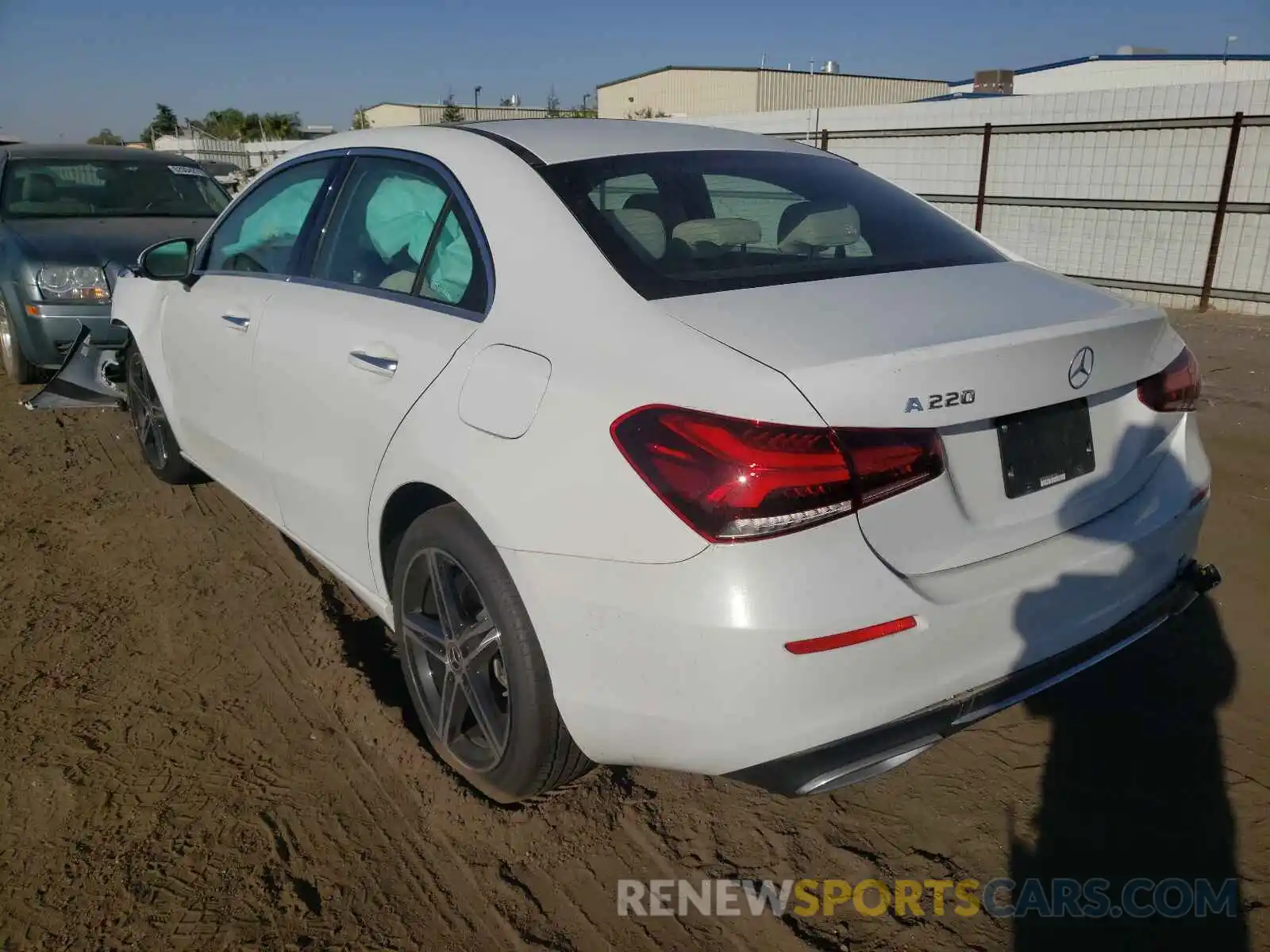 3 Photograph of a damaged car W1K3G4EB3LW047346 MERCEDES-BENZ A-CLASS 2020