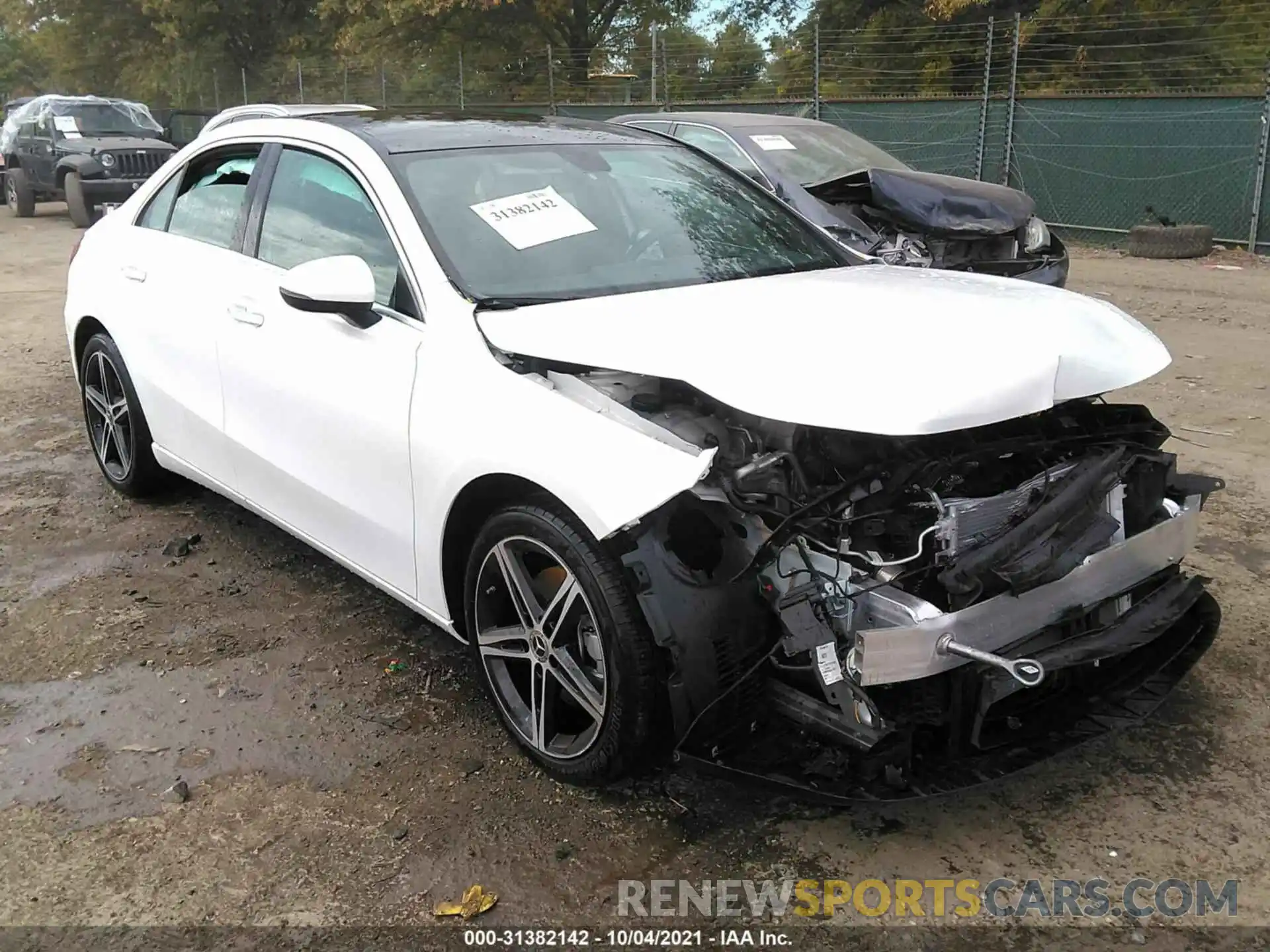 1 Photograph of a damaged car W1K3G4EB4LJ229313 MERCEDES-BENZ A-CLASS 2020