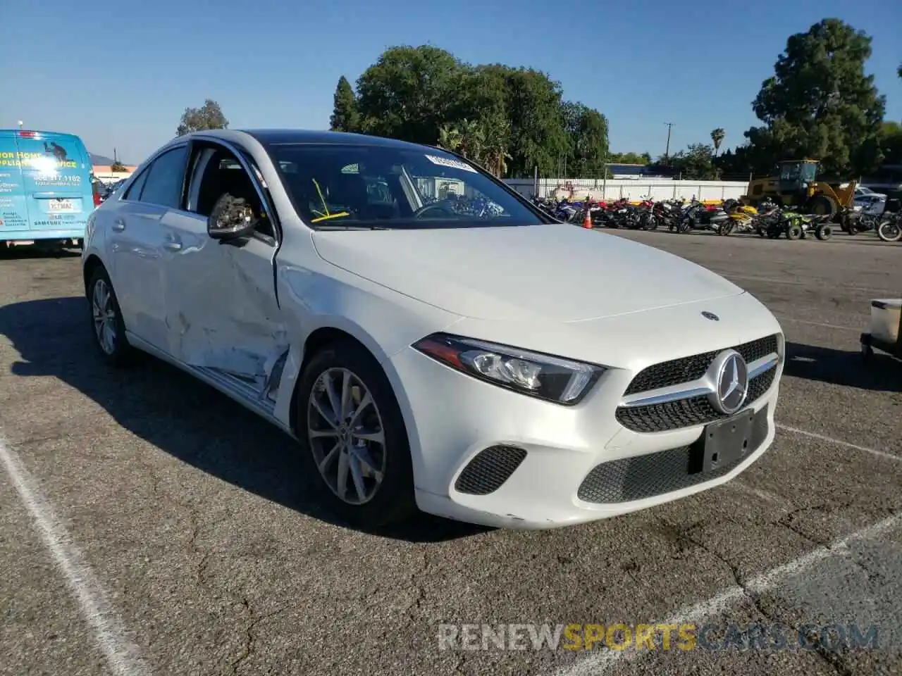 1 Photograph of a damaged car W1K3G4EB4LW044195 MERCEDES-BENZ A-CLASS 2020