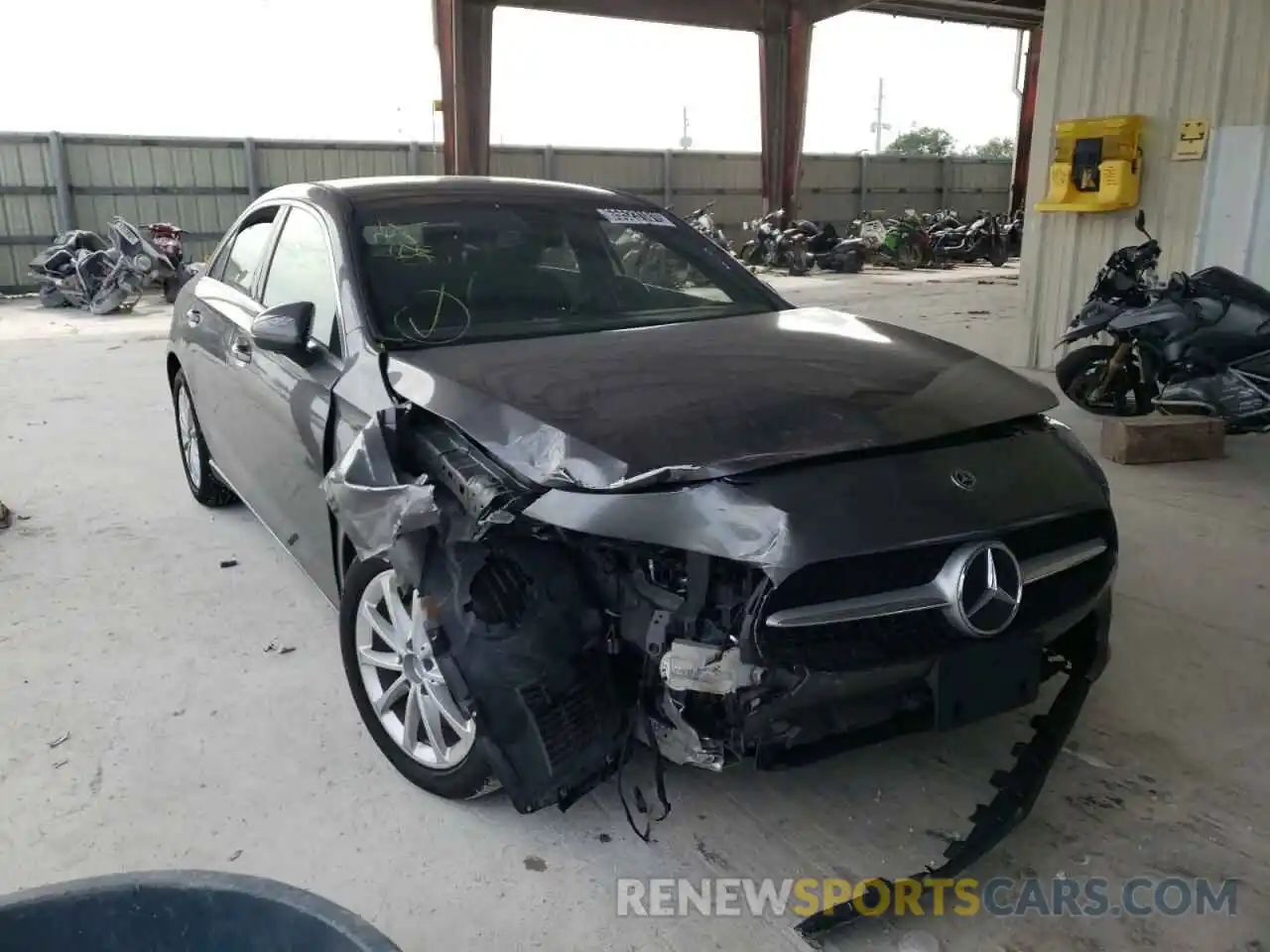 9 Photograph of a damaged car W1K3G4EB5LJ201150 MERCEDES-BENZ A-CLASS 2020