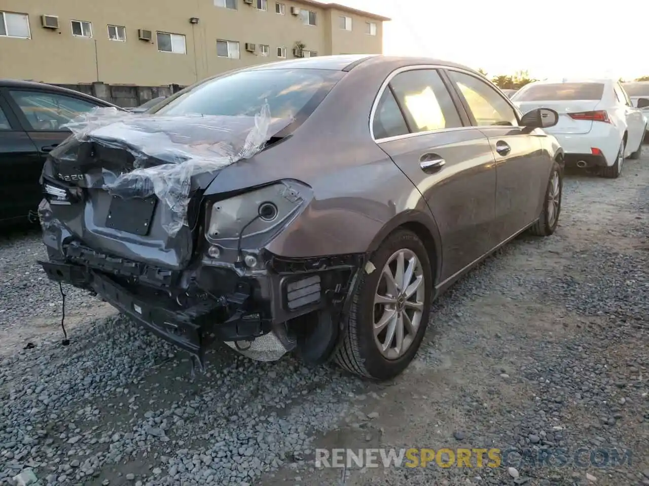 4 Photograph of a damaged car W1K3G4EB5LW043265 MERCEDES-BENZ A-CLASS 2020