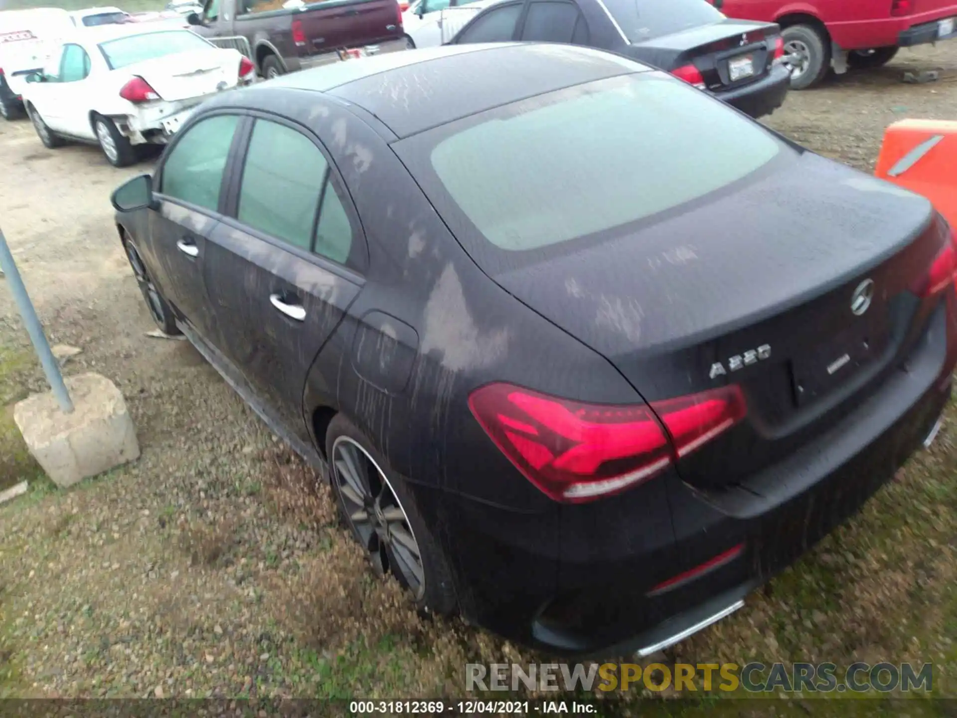 3 Photograph of a damaged car W1K3G4EB6LJ203246 MERCEDES-BENZ A-CLASS 2020