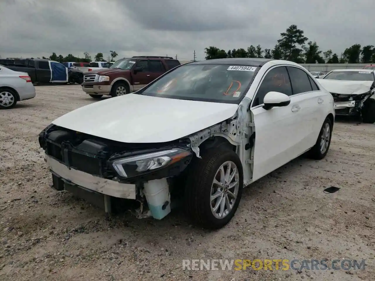 2 Photograph of a damaged car W1K3G4EB7LJ214319 MERCEDES-BENZ A-CLASS 2020