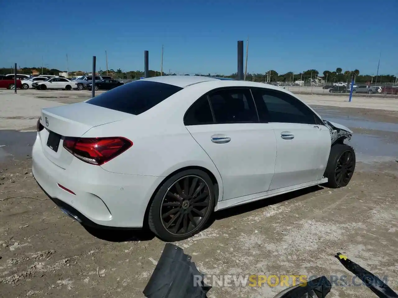 3 Photograph of a damaged car W1K3G4EB7LW044529 MERCEDES-BENZ A-CLASS 2020