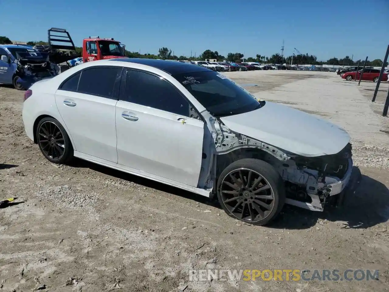 4 Photograph of a damaged car W1K3G4EB7LW044529 MERCEDES-BENZ A-CLASS 2020