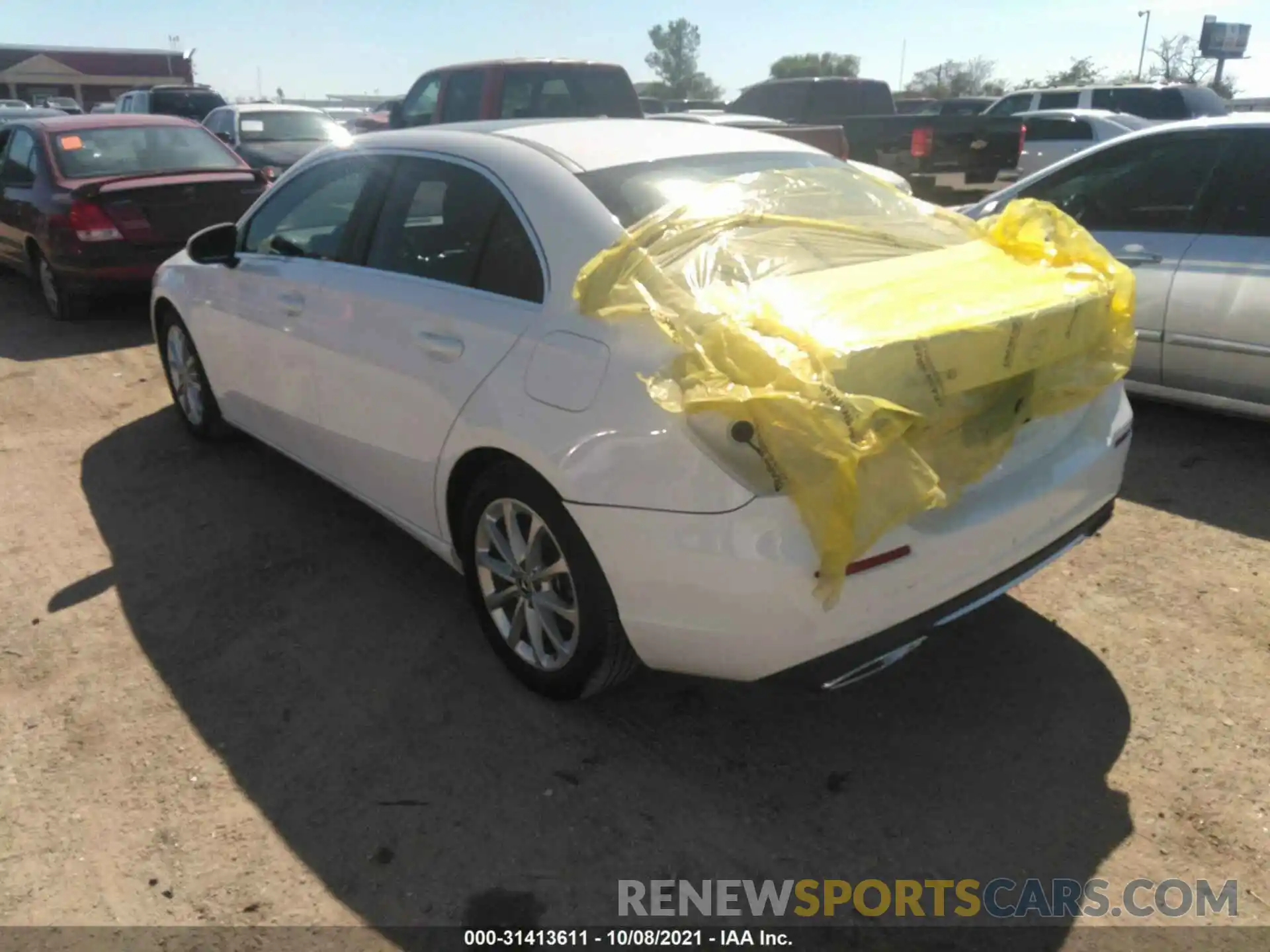 3 Photograph of a damaged car W1K3G4EB8LJ209100 MERCEDES-BENZ A-CLASS 2020