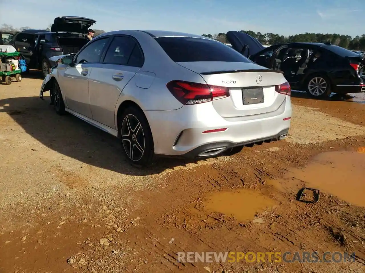 3 Photograph of a damaged car W1K3G4EB8LJ224910 MERCEDES-BENZ A-CLASS 2020