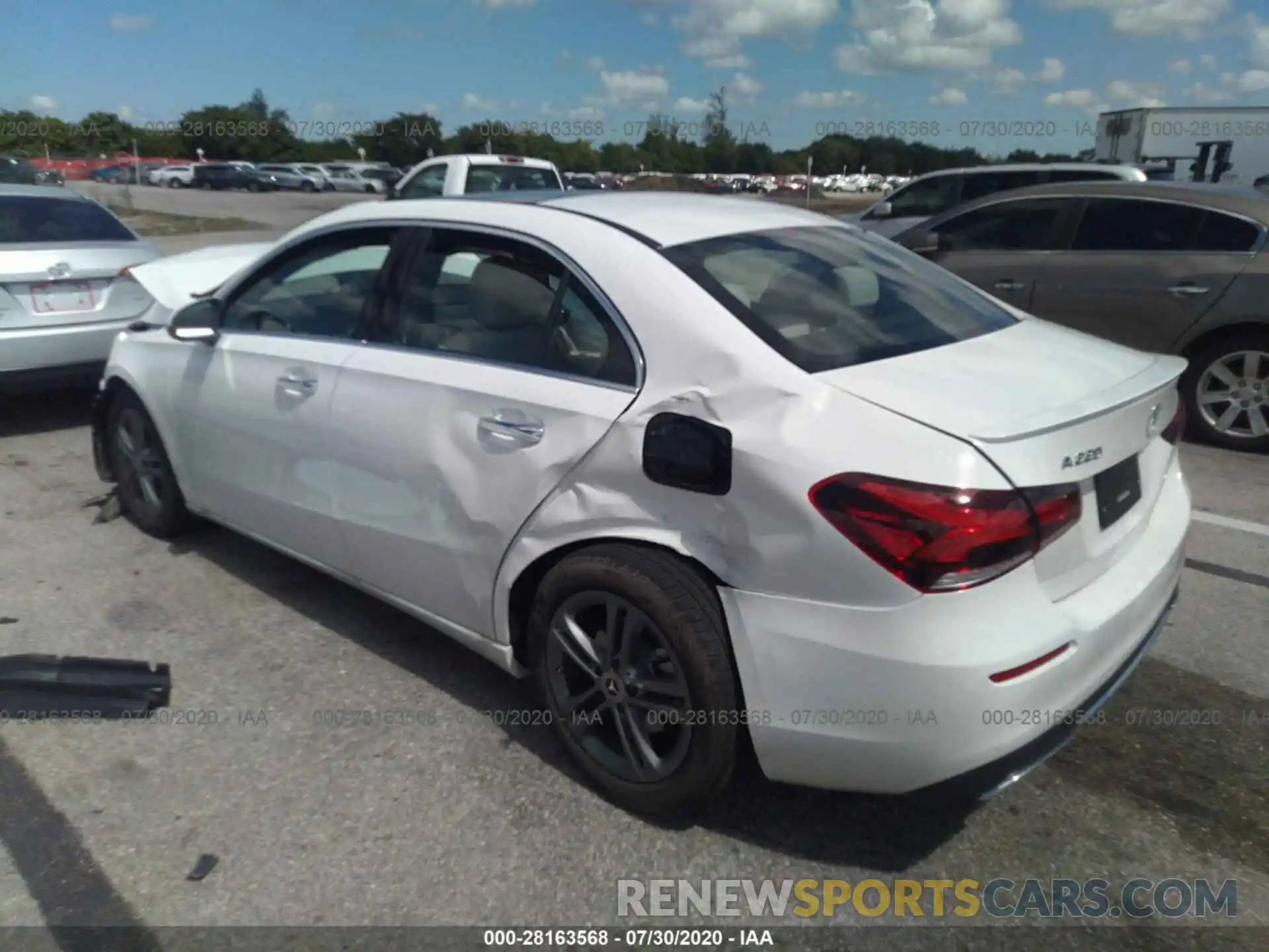 3 Photograph of a damaged car W1K3G4EB8LJ233834 MERCEDES-BENZ A-CLASS 2020