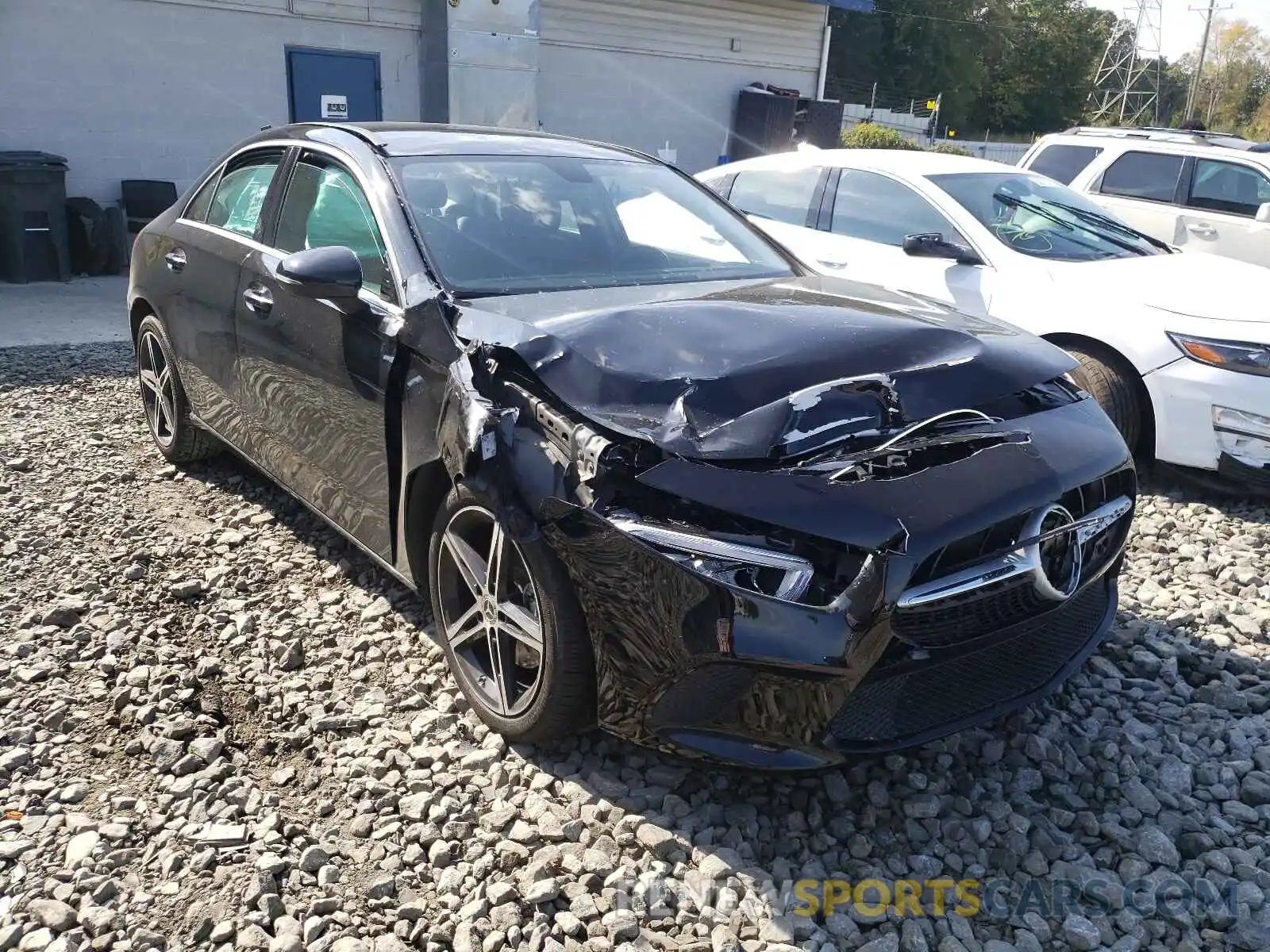 1 Photograph of a damaged car W1K3G4EB8LJ237446 MERCEDES-BENZ A-CLASS 2020