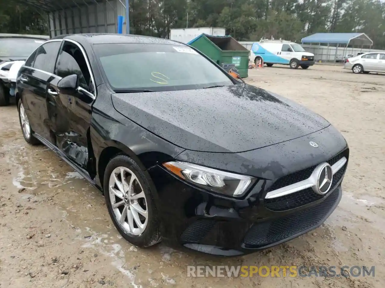 1 Photograph of a damaged car W1K3G4EB8LW043115 MERCEDES-BENZ A-CLASS 2020