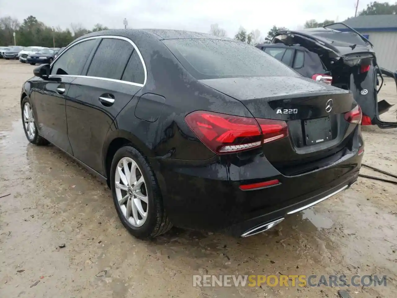 3 Photograph of a damaged car W1K3G4EB8LW043115 MERCEDES-BENZ A-CLASS 2020