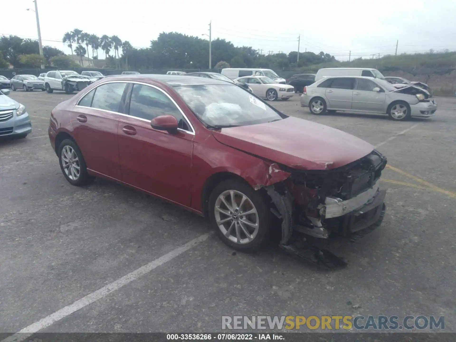 1 Photograph of a damaged car W1K3G4EB9LJ224933 MERCEDES-BENZ A-CLASS 2020