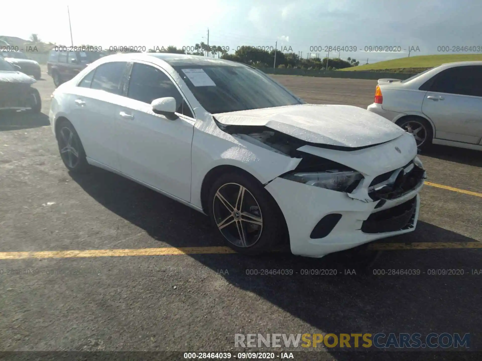 1 Photograph of a damaged car W1K3G4EB9LJ230246 MERCEDES-BENZ A-CLASS 2020