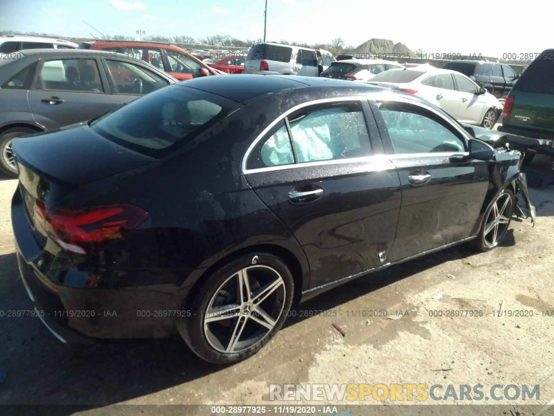 4 Photograph of a damaged car W1K3G4EB9LJ232224 MERCEDES-BENZ A-CLASS 2020