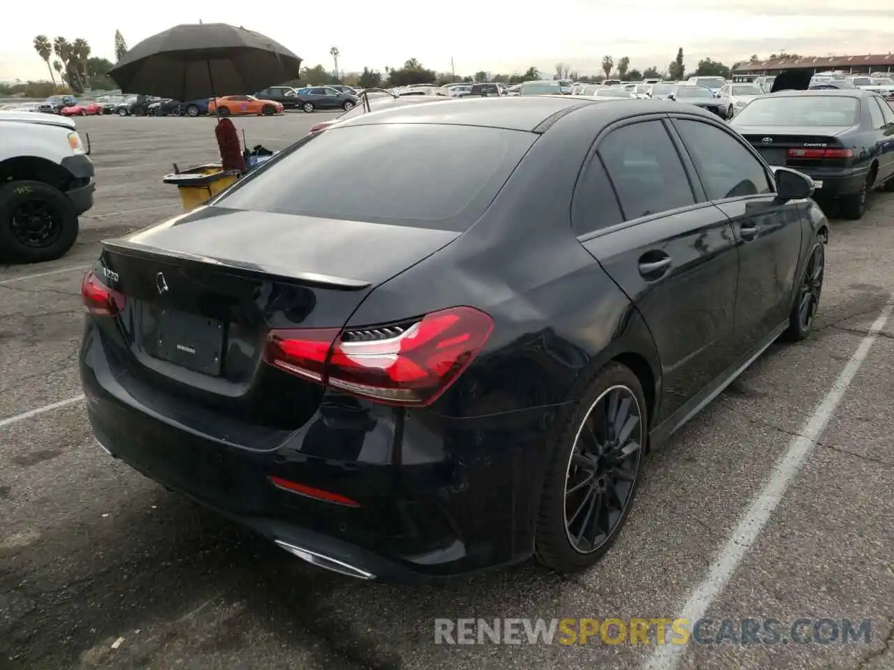 4 Photograph of a damaged car W1K3G4EBXLJ209325 MERCEDES-BENZ A-CLASS 2020