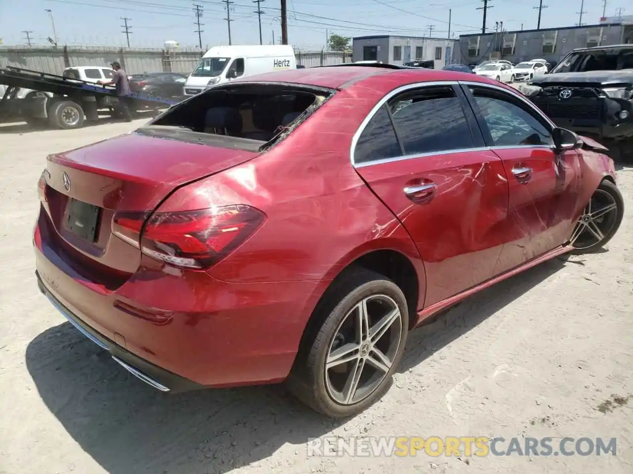 4 Photograph of a damaged car W1K3G4EBXLJ210880 MERCEDES-BENZ A-CLASS 2020