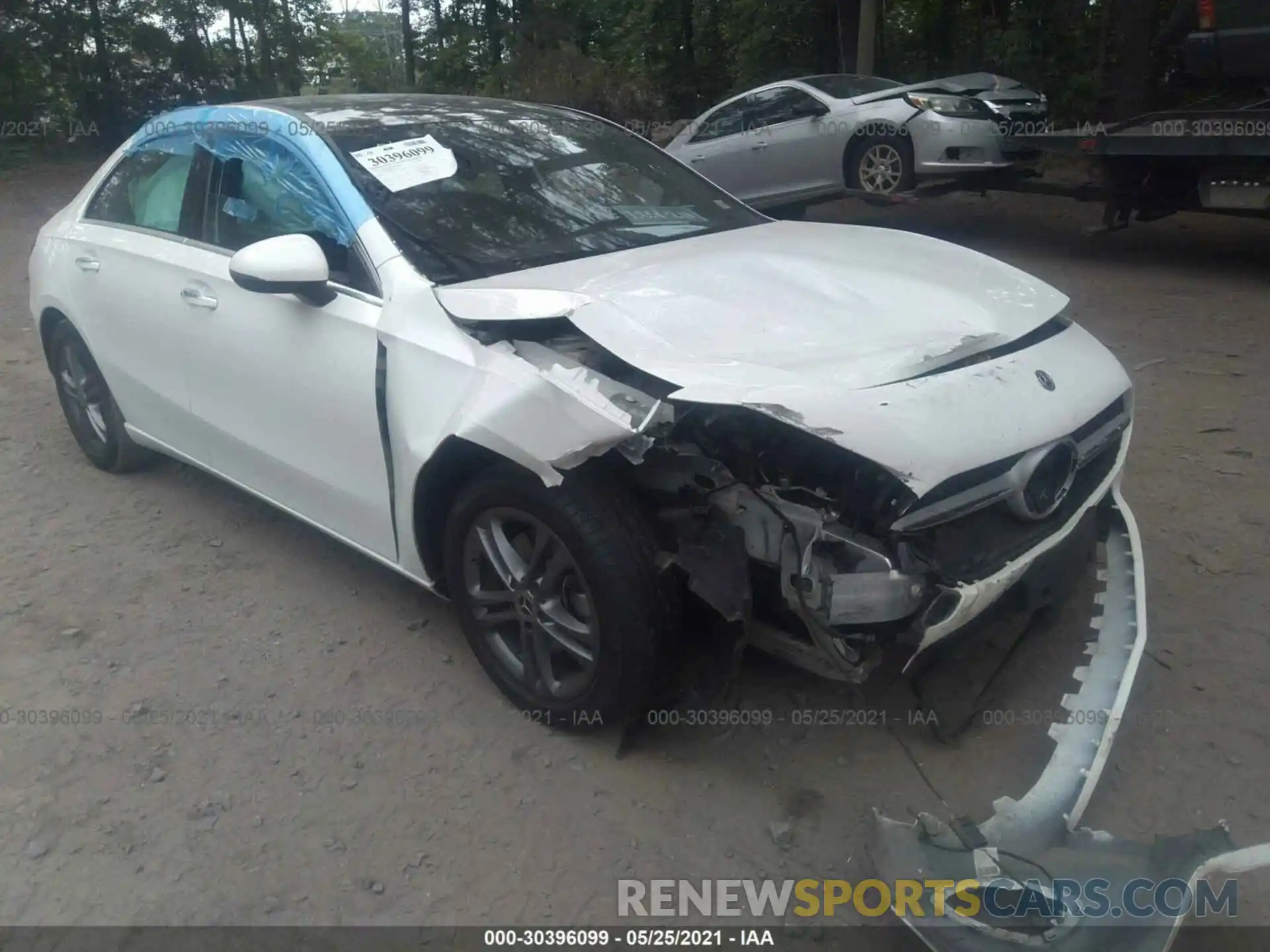 1 Photograph of a damaged car W1K3G4EBXLJ224150 MERCEDES-BENZ A-CLASS 2020