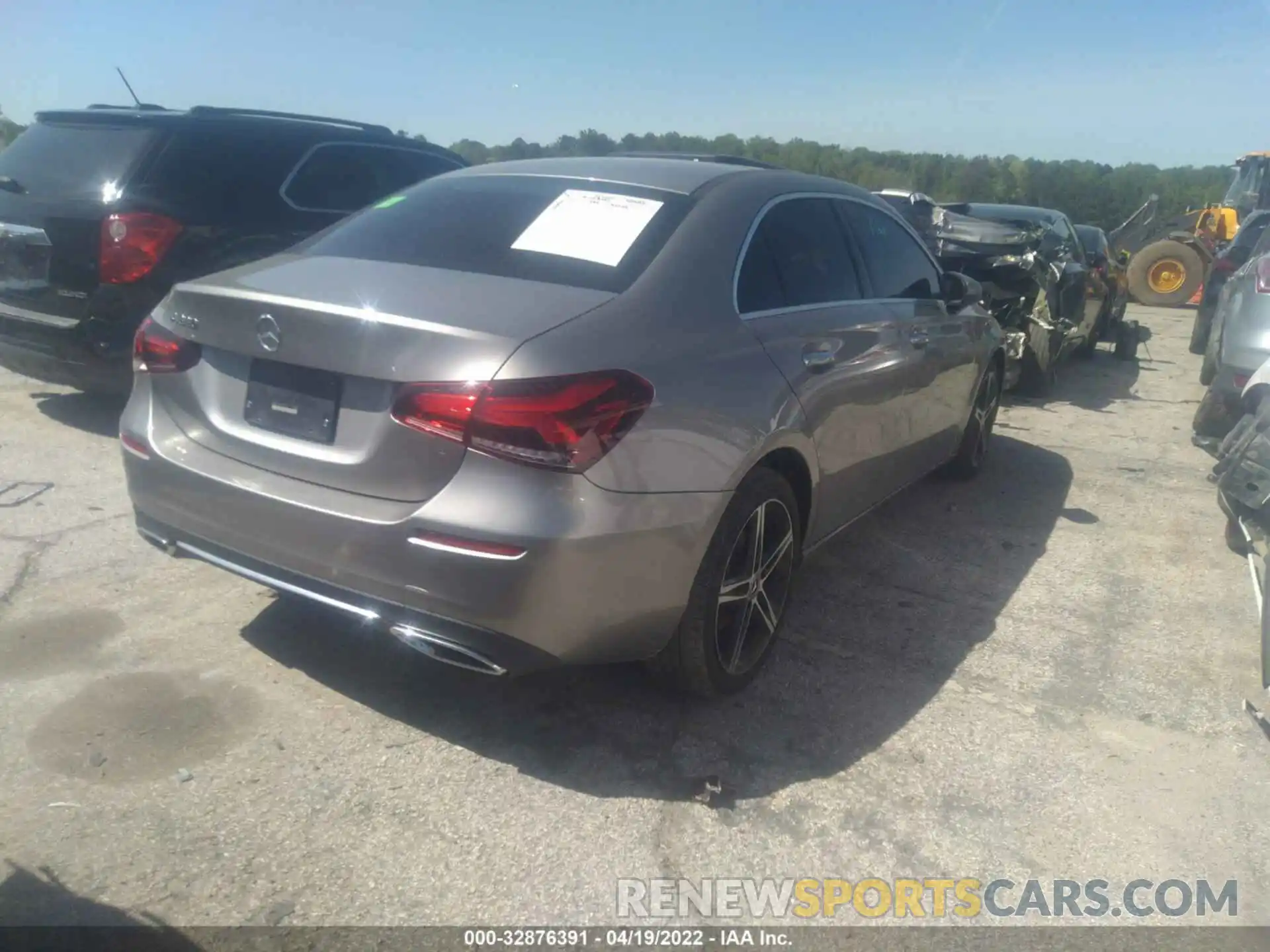 4 Photograph of a damaged car W1K3G4EBXLJ236492 MERCEDES-BENZ A-CLASS 2020