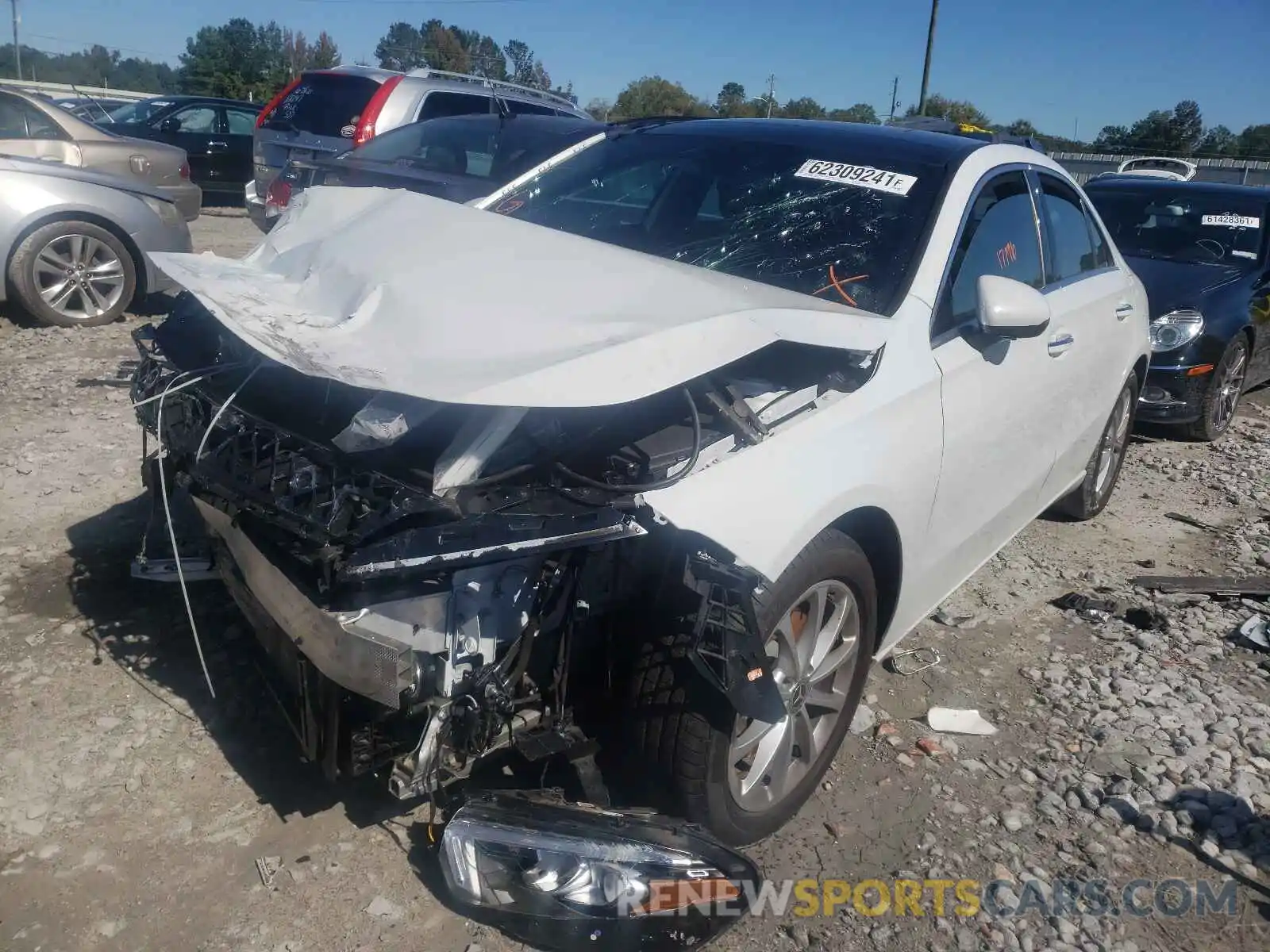 2 Photograph of a damaged car W1K3G4EBXLW043052 MERCEDES-BENZ A-CLASS 2020