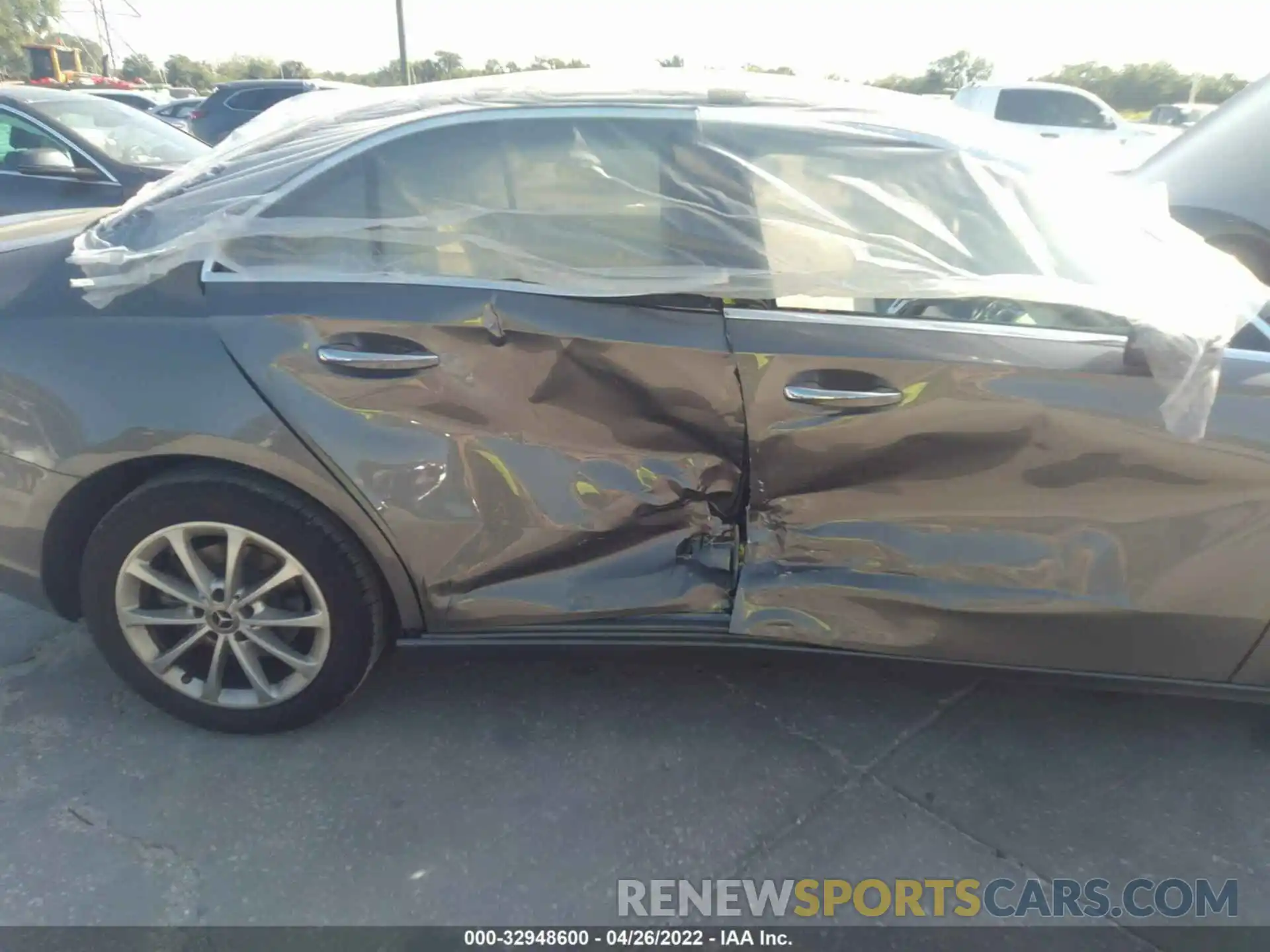 6 Photograph of a damaged car W1K3G4EBXLW045352 MERCEDES-BENZ A-CLASS 2020