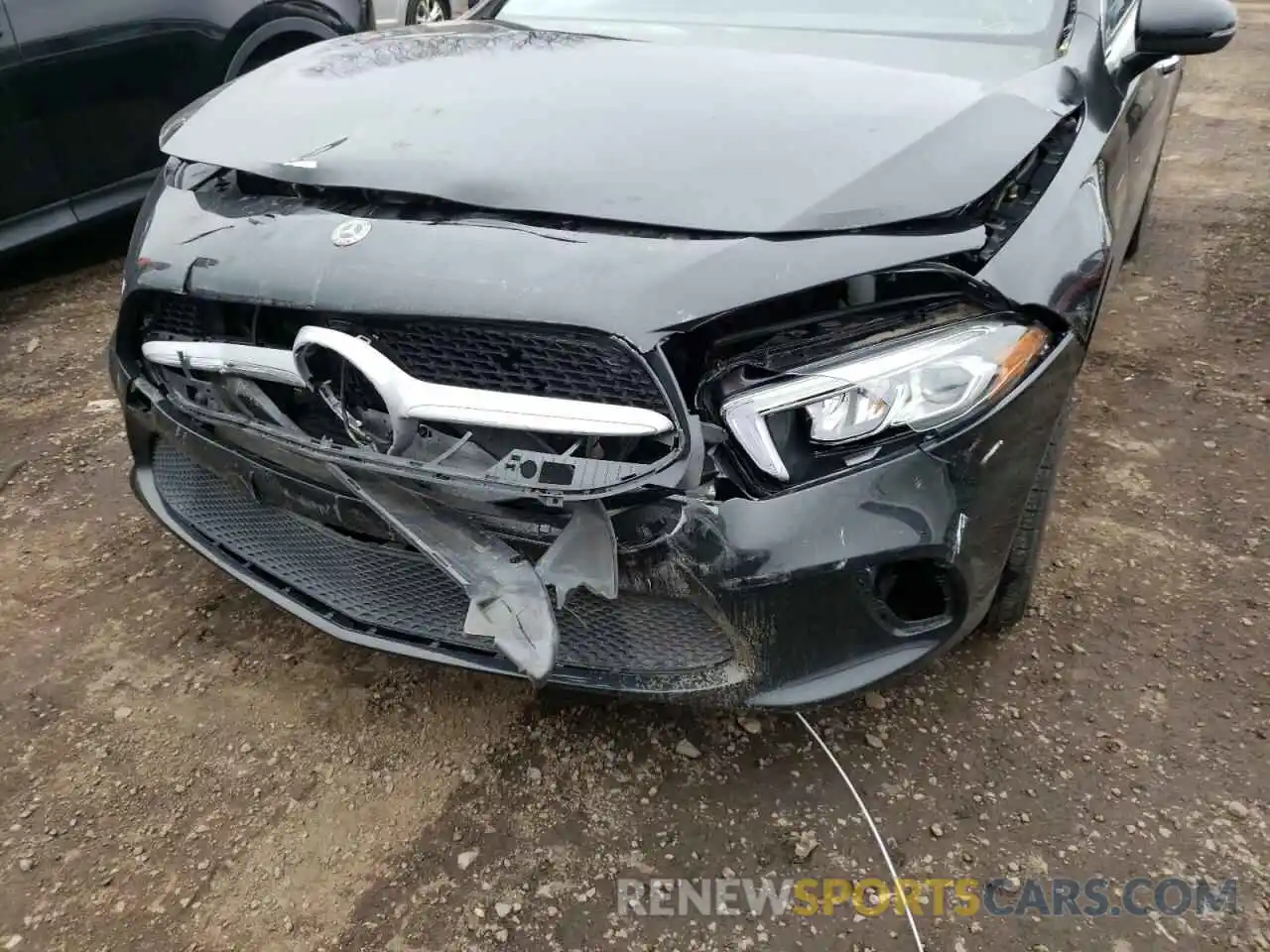 9 Photograph of a damaged car W1K3G4FB0LJ213690 MERCEDES-BENZ A-CLASS 2020